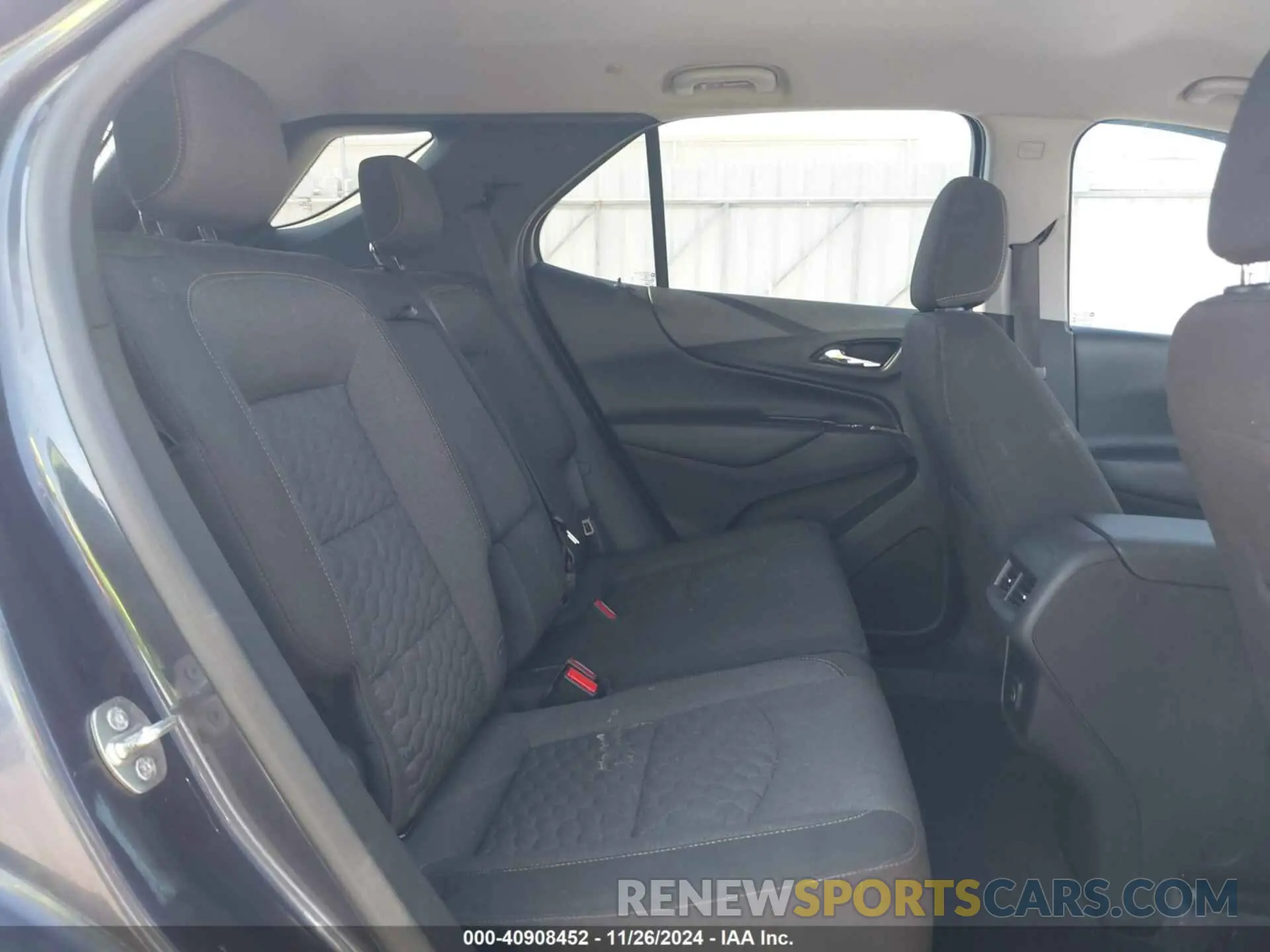 8 Photograph of a damaged car 3GNAXUEV4KS515873 CHEVROLET EQUINOX 2019