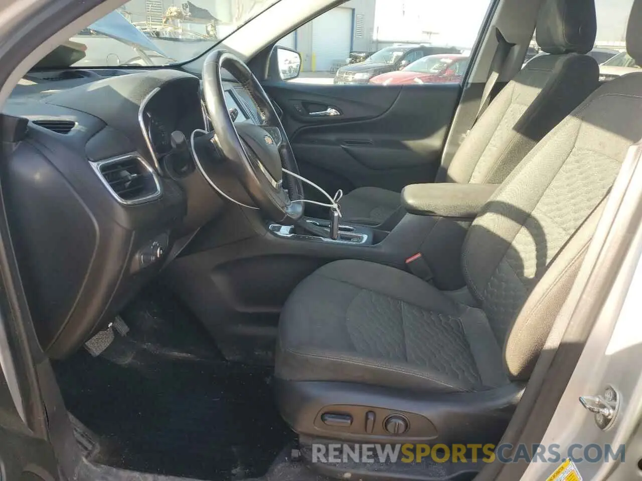 7 Photograph of a damaged car 3GNAXUEV4KS527750 CHEVROLET EQUINOX 2019