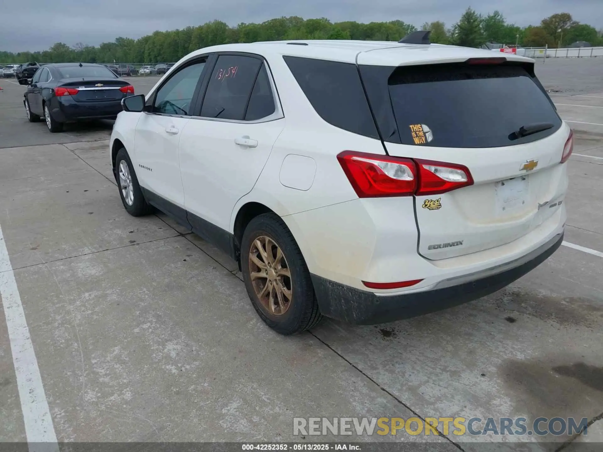 3 Photograph of a damaged car 3GNAXUEV4KS636788 CHEVROLET EQUINOX 2019