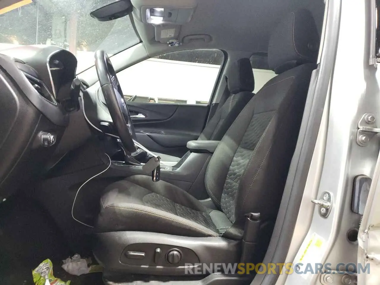 7 Photograph of a damaged car 3GNAXUEV5KL204964 CHEVROLET EQUINOX 2019