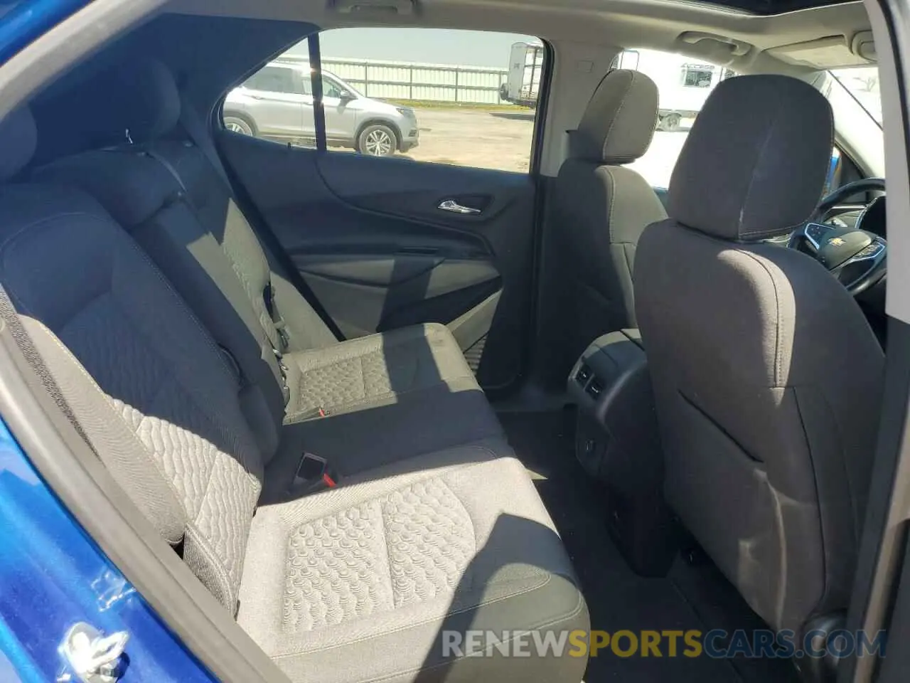 10 Photograph of a damaged car 3GNAXUEV5KS584233 CHEVROLET EQUINOX 2019
