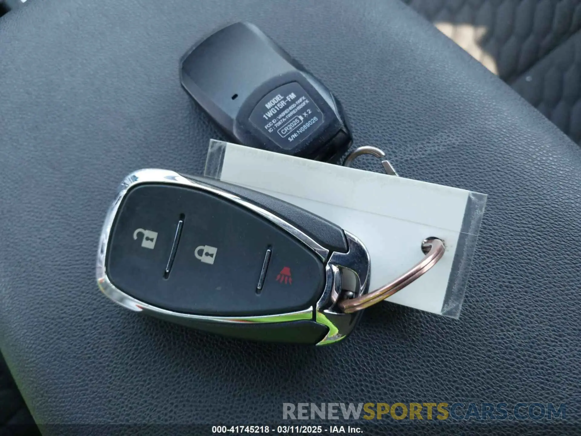 11 Photograph of a damaged car 3GNAXUEV5KS670478 CHEVROLET EQUINOX 2019