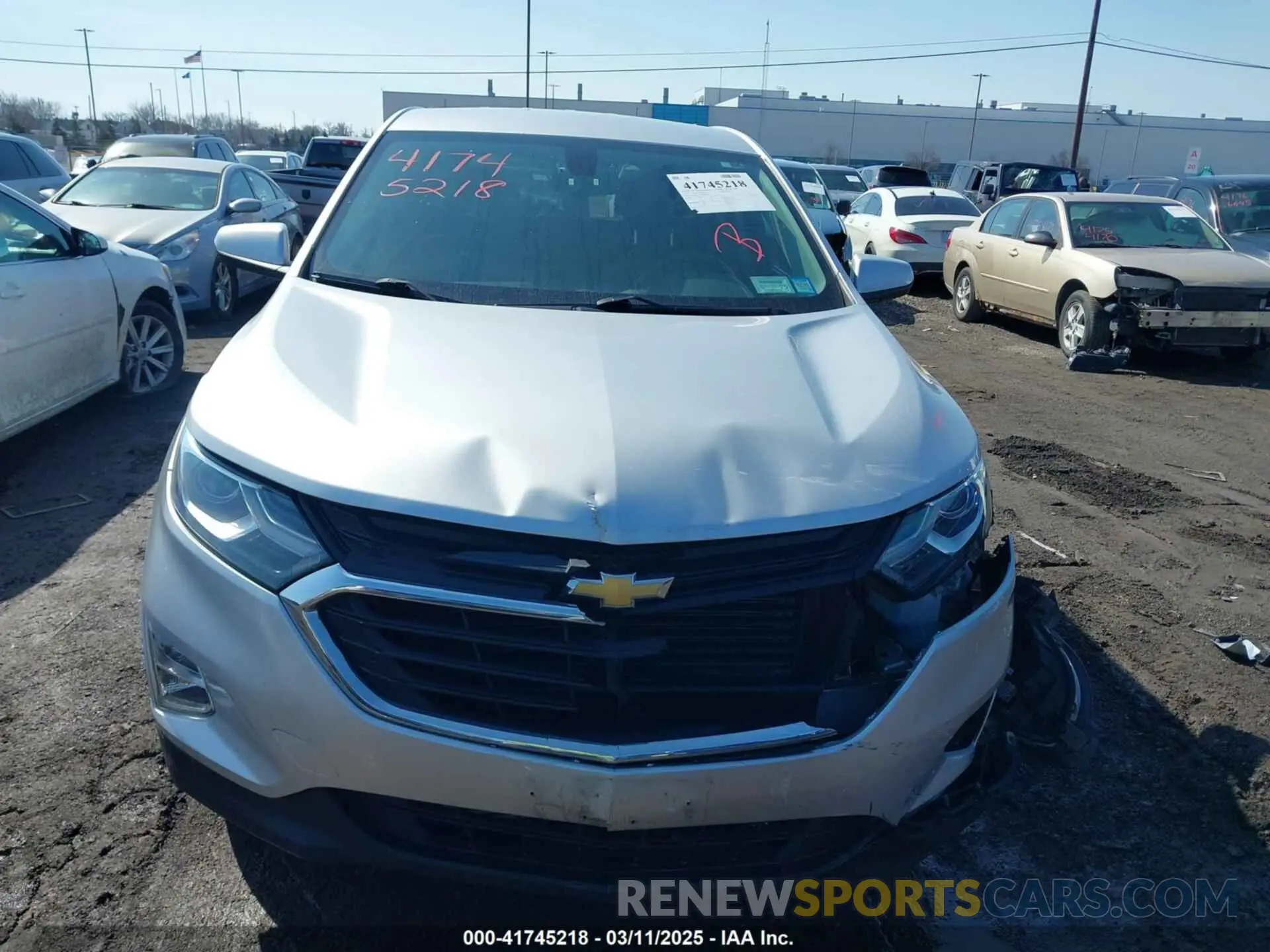 12 Photograph of a damaged car 3GNAXUEV5KS670478 CHEVROLET EQUINOX 2019