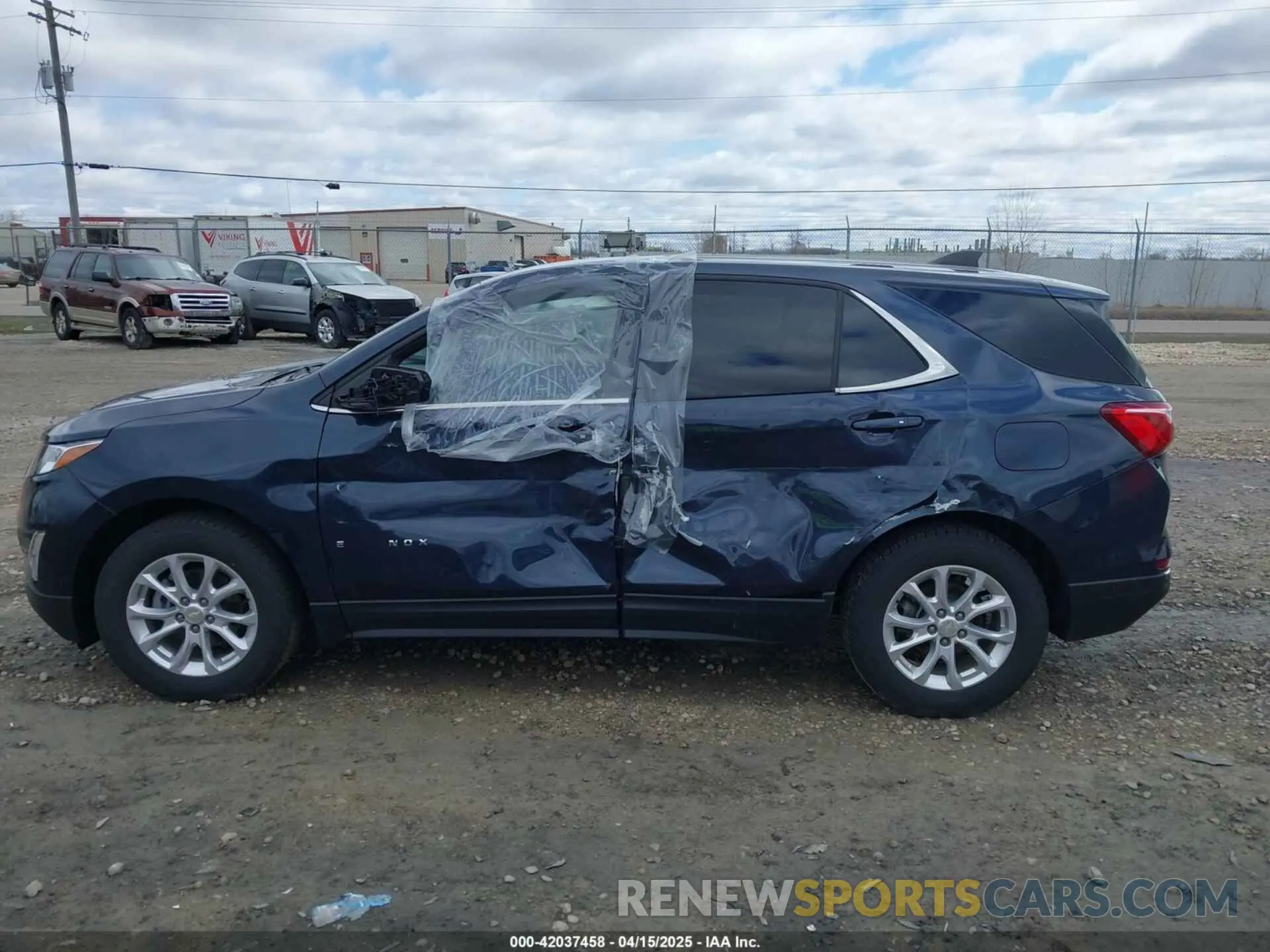 14 Photograph of a damaged car 3GNAXUEV6KS545960 CHEVROLET EQUINOX 2019