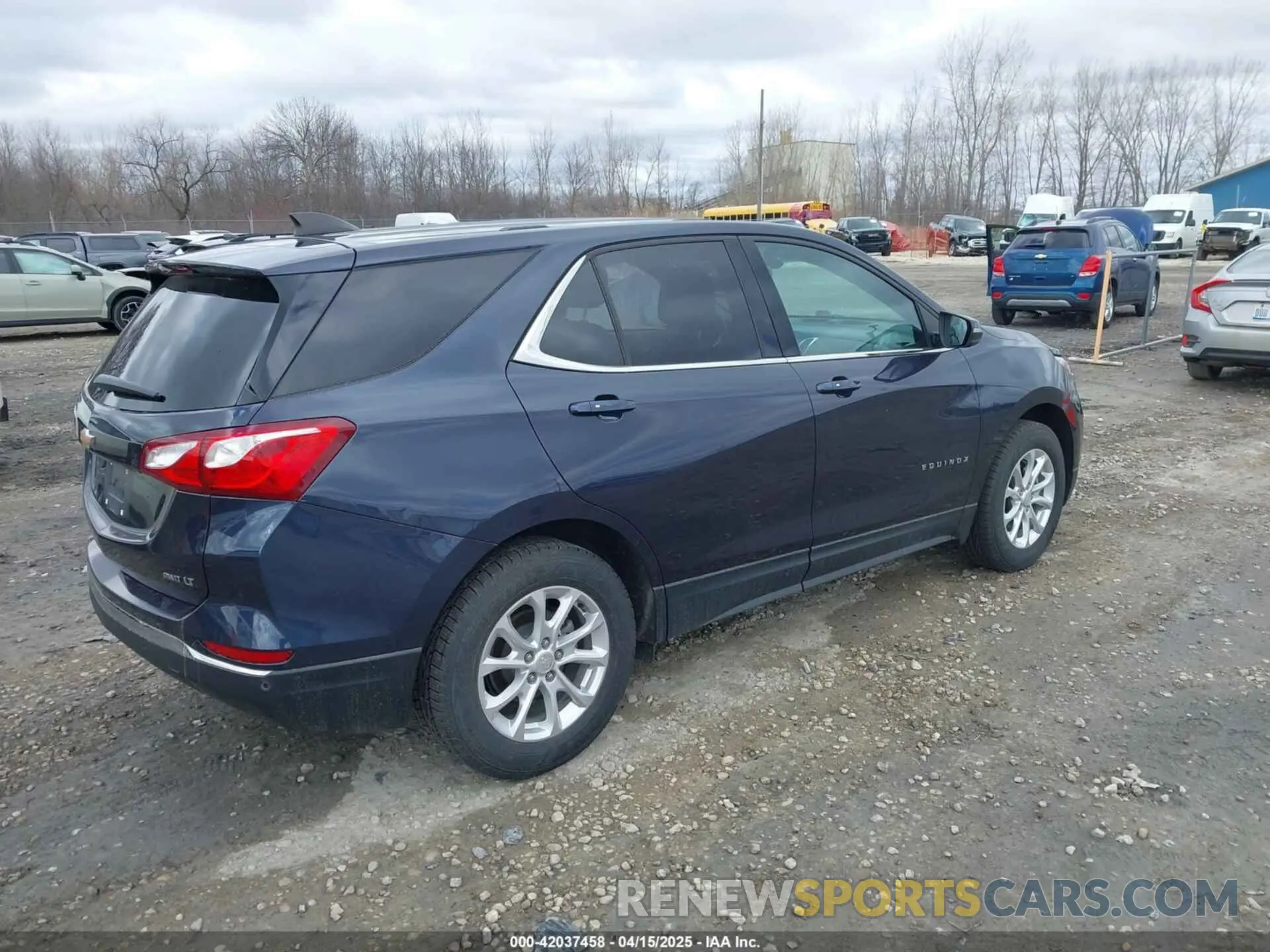4 Photograph of a damaged car 3GNAXUEV6KS545960 CHEVROLET EQUINOX 2019