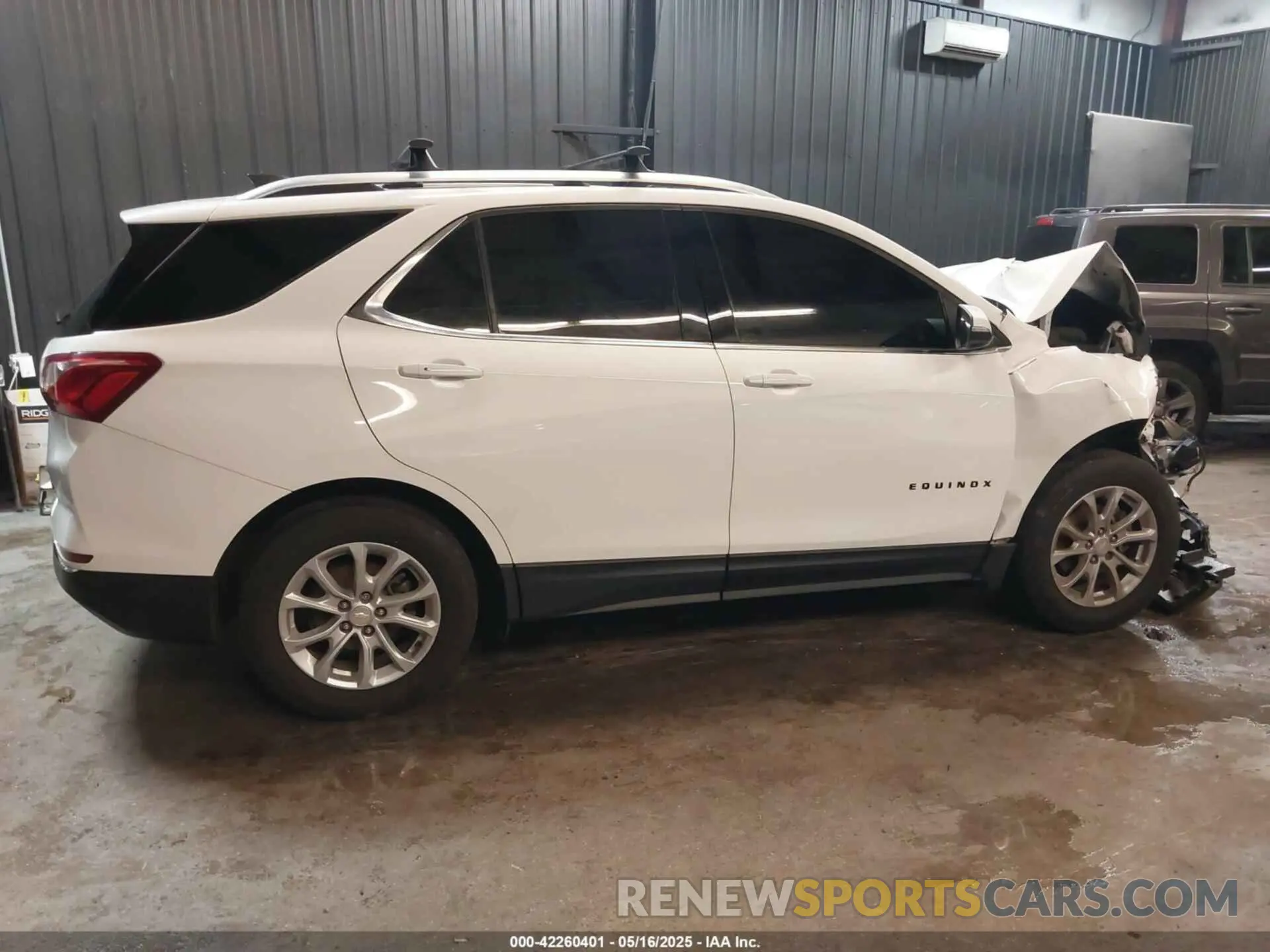 13 Photograph of a damaged car 3GNAXUEV6KS597900 CHEVROLET EQUINOX 2019