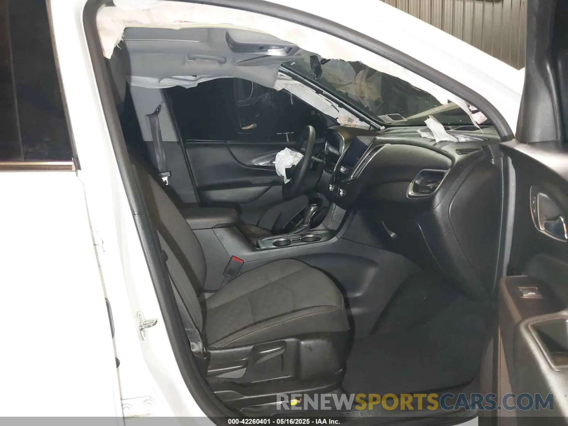5 Photograph of a damaged car 3GNAXUEV6KS597900 CHEVROLET EQUINOX 2019