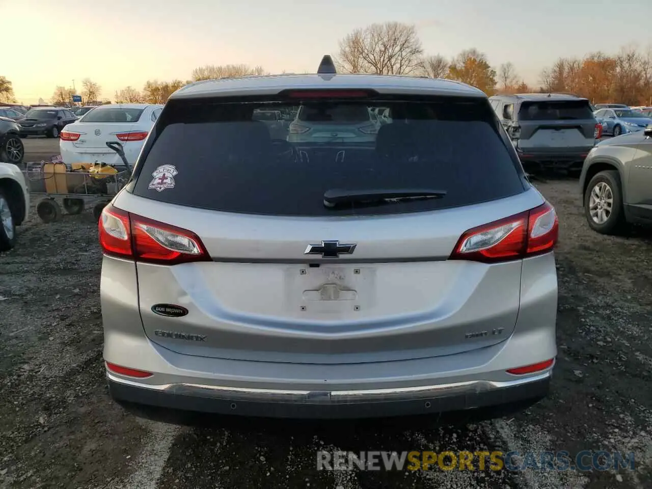 6 Photograph of a damaged car 3GNAXUEV6KS630782 CHEVROLET EQUINOX 2019