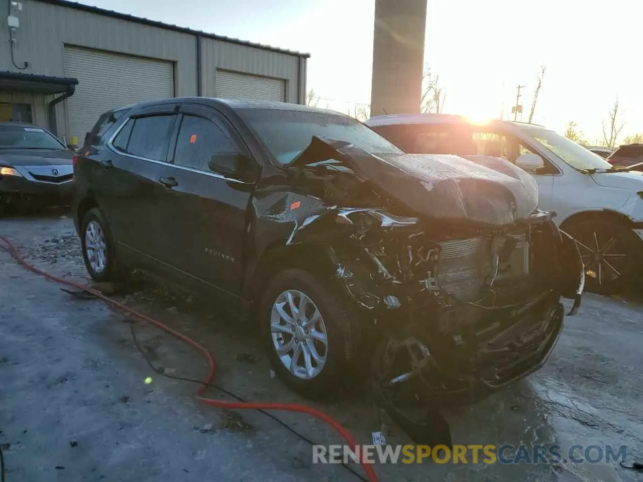 4 Photograph of a damaged car 3GNAXUEV7KL135033 CHEVROLET EQUINOX 2019
