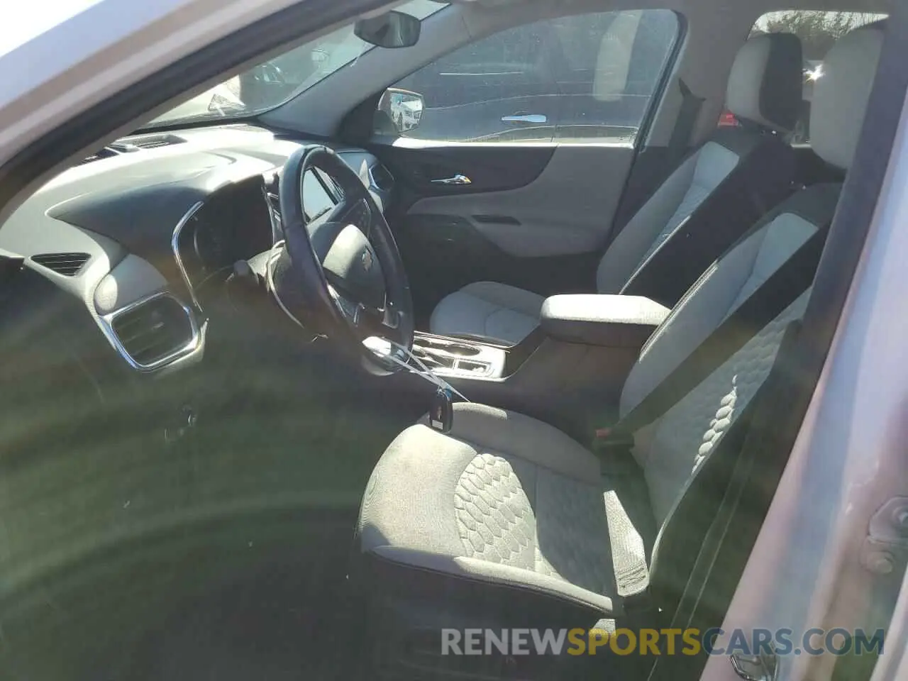 7 Photograph of a damaged car 3GNAXUEV7KS676735 CHEVROLET EQUINOX 2019