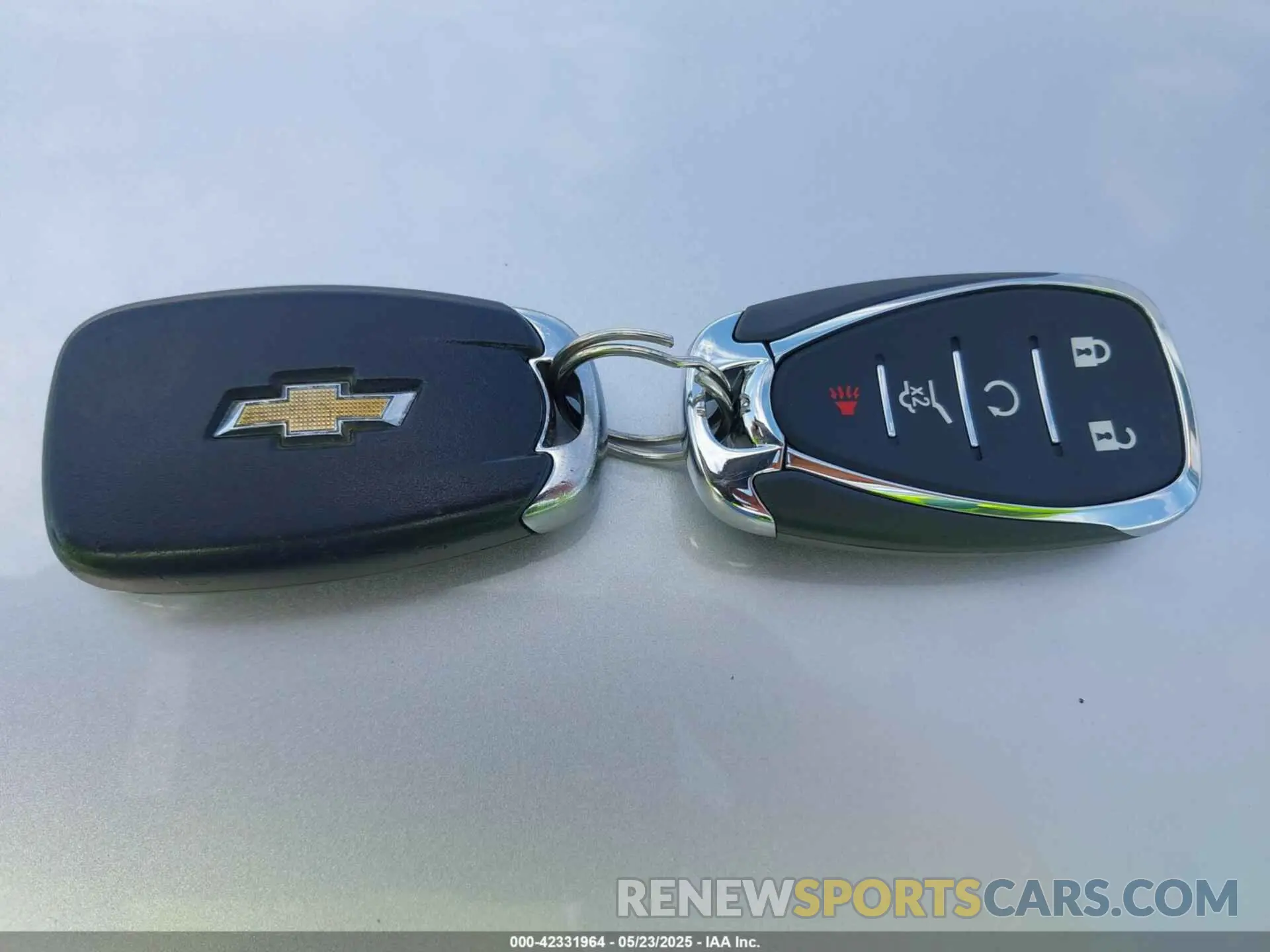 11 Photograph of a damaged car 3GNAXUEV8KS582041 CHEVROLET EQUINOX 2019