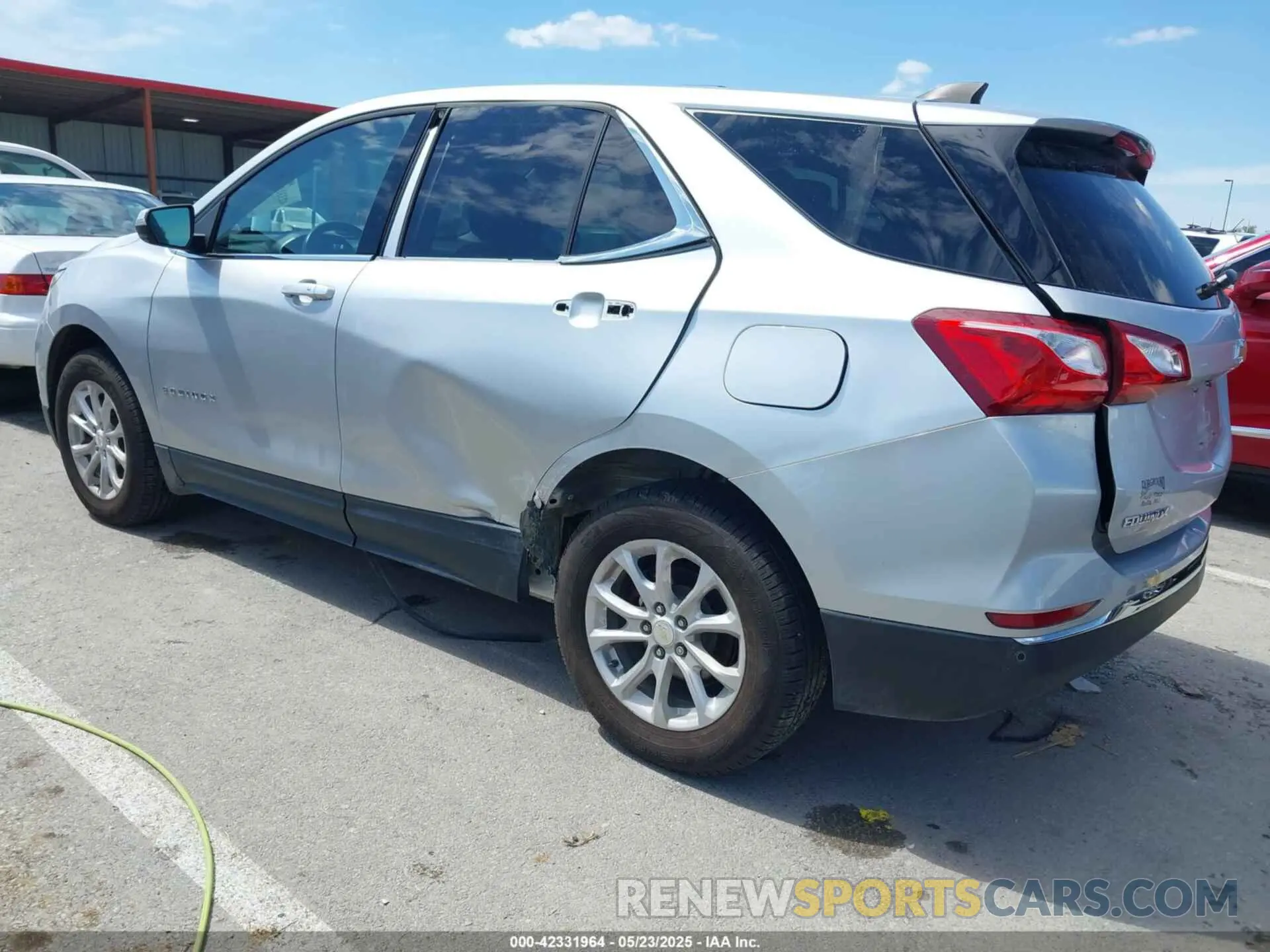 3 Photograph of a damaged car 3GNAXUEV8KS582041 CHEVROLET EQUINOX 2019