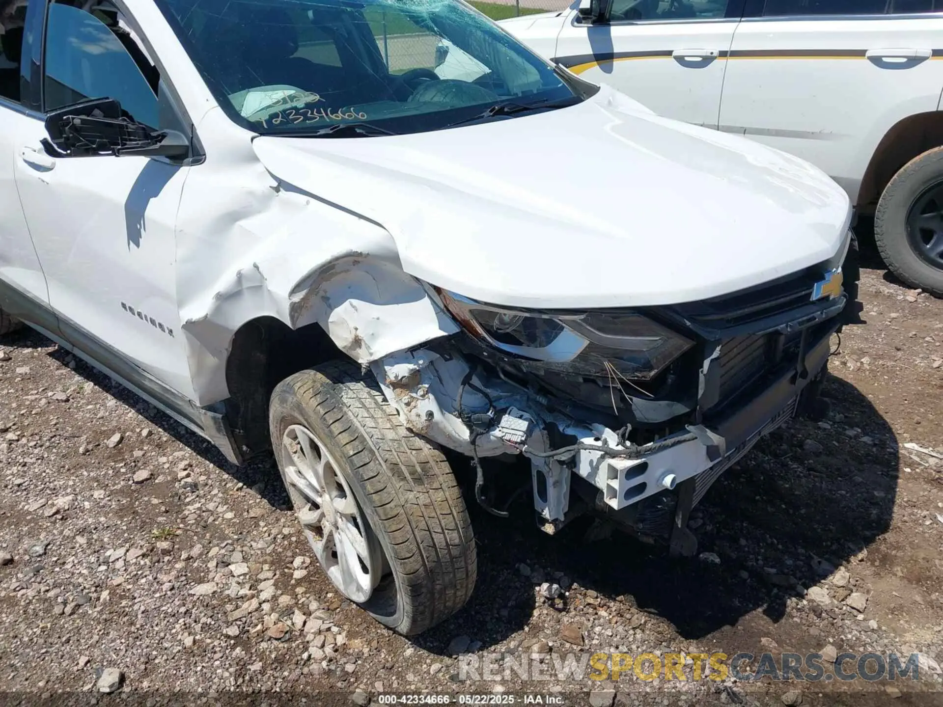 6 Photograph of a damaged car 3GNAXUEV9KL105306 CHEVROLET EQUINOX 2019