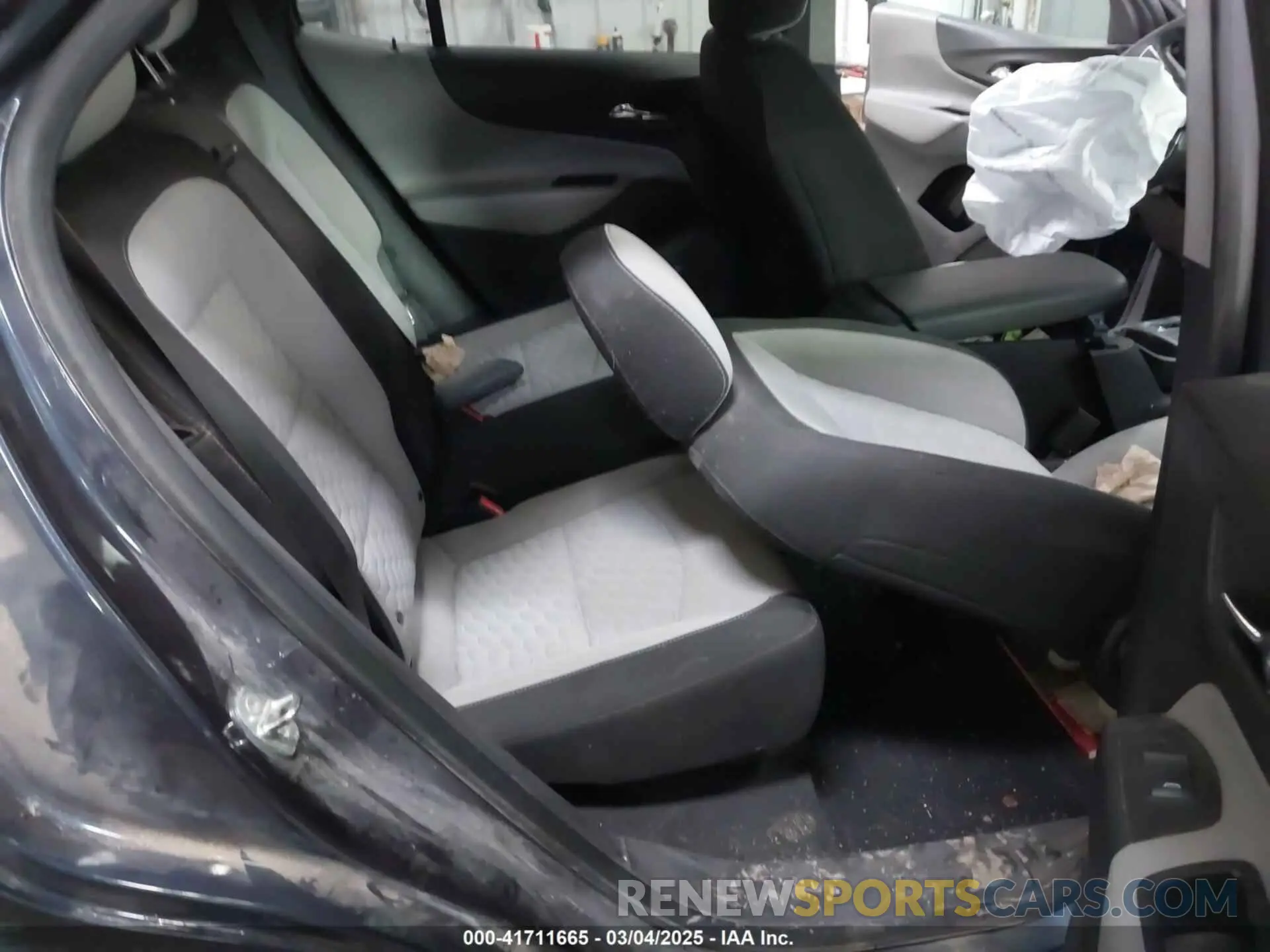 8 Photograph of a damaged car 3GNAXUEVXKL162954 CHEVROLET EQUINOX 2019