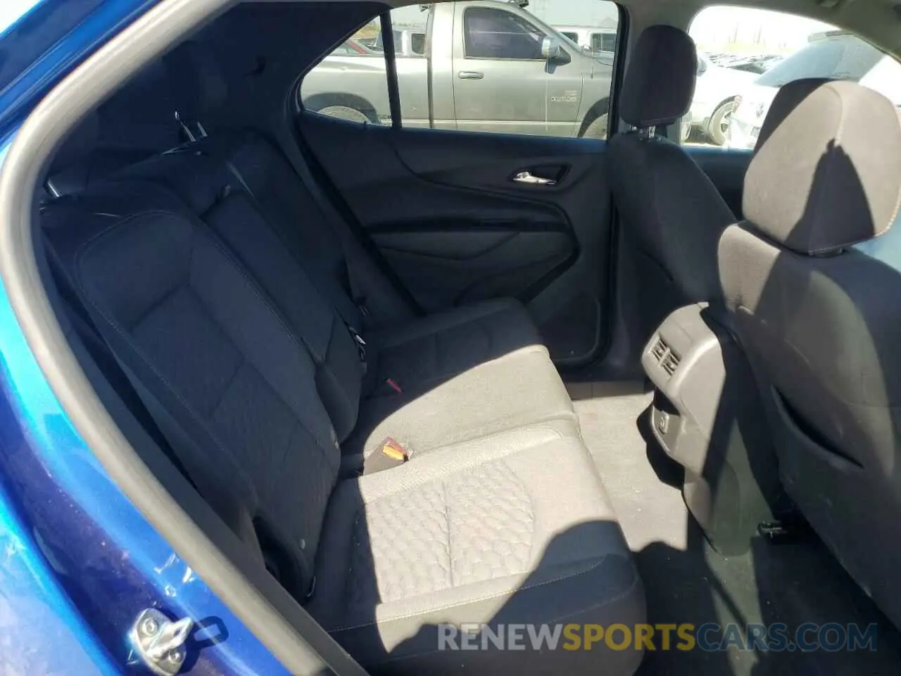 11 Photograph of a damaged car 3GNAXVEX1KS564309 CHEVROLET EQUINOX 2019