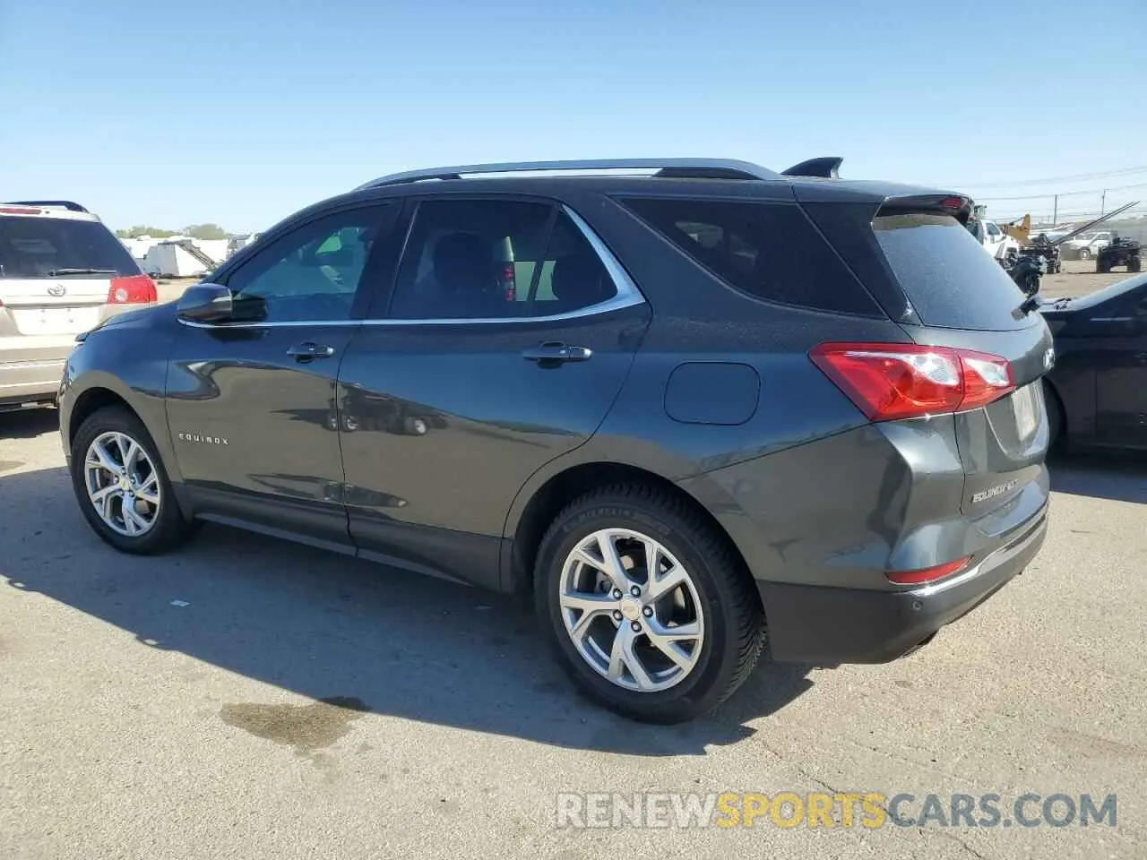 2 Photograph of a damaged car 3GNAXVEX2KL125534 CHEVROLET EQUINOX 2019