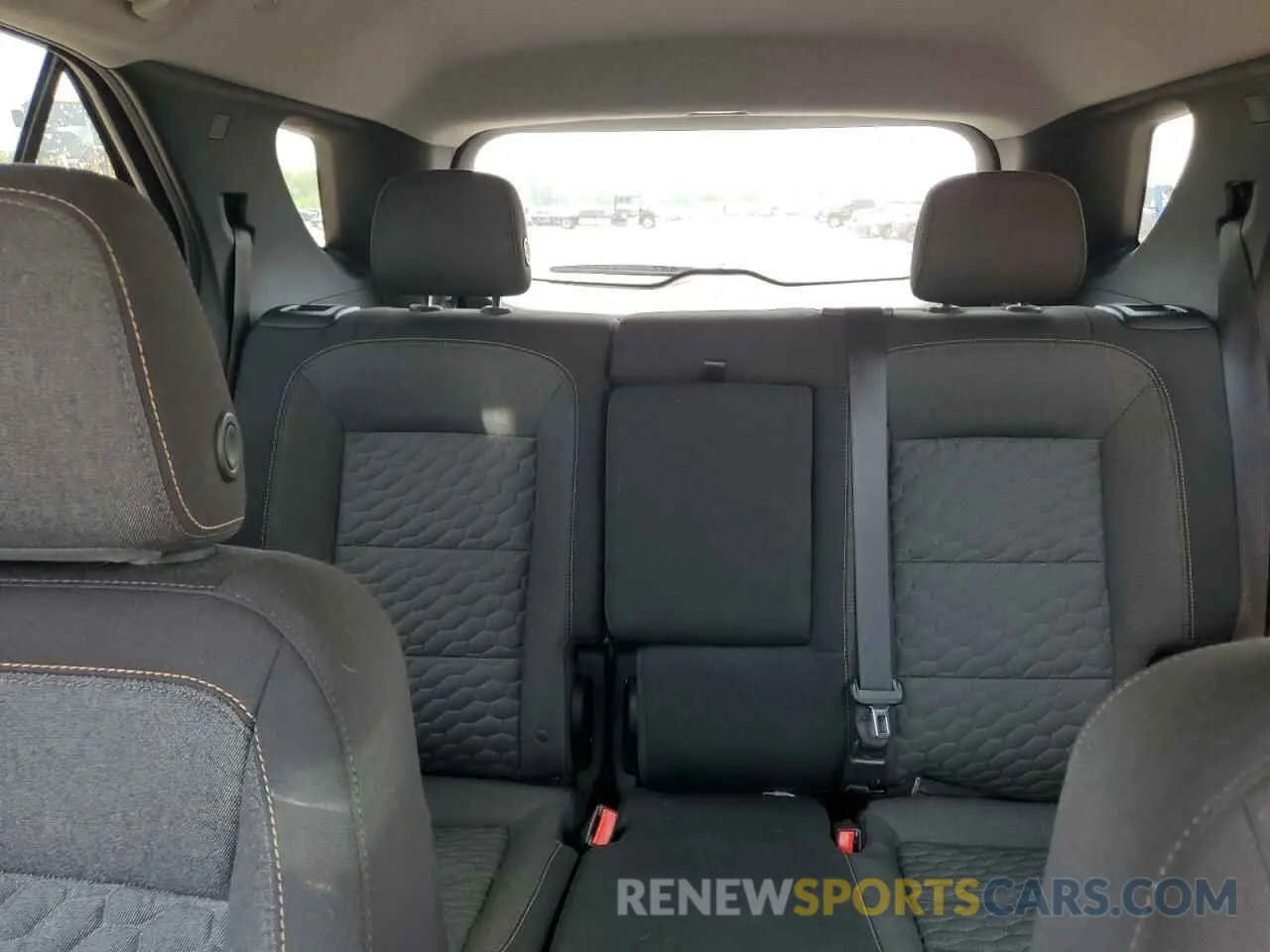 10 Photograph of a damaged car 3GNAXVEX2KL207781 CHEVROLET EQUINOX 2019