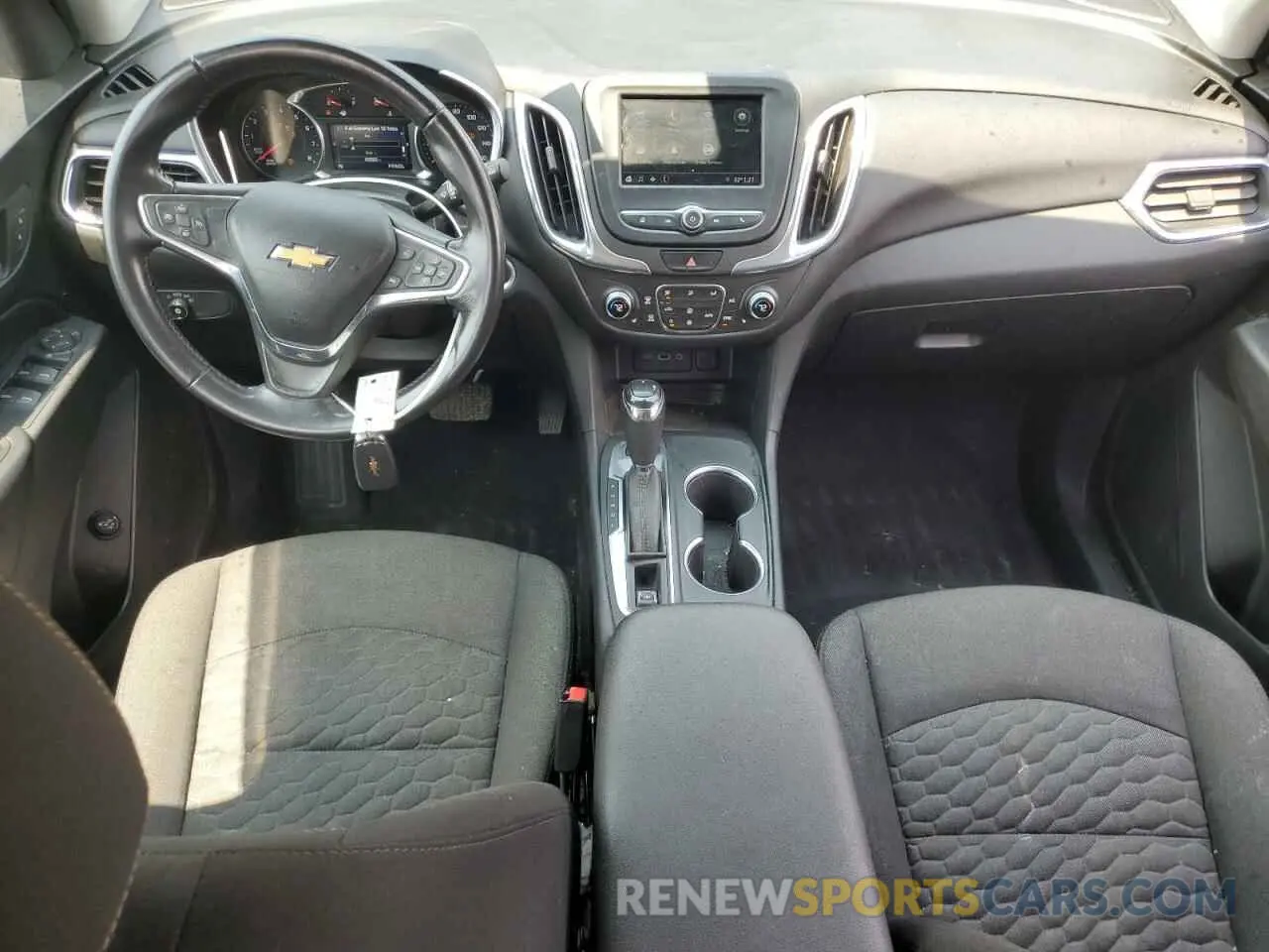 8 Photograph of a damaged car 3GNAXVEX2KL207781 CHEVROLET EQUINOX 2019