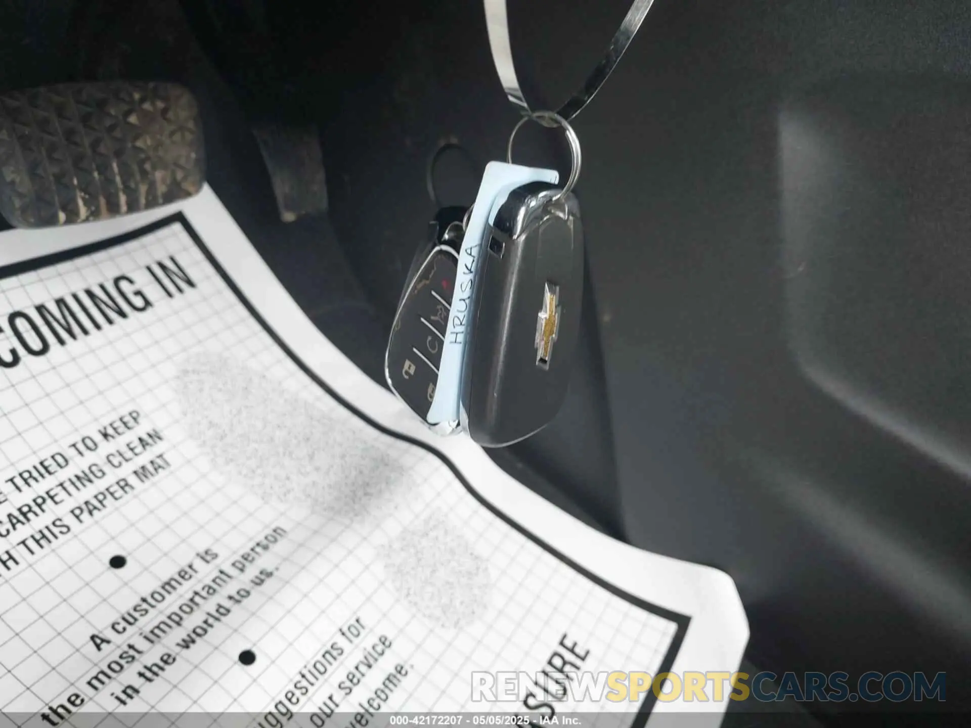11 Photograph of a damaged car 3GNAXVEX6KS568310 CHEVROLET EQUINOX 2019