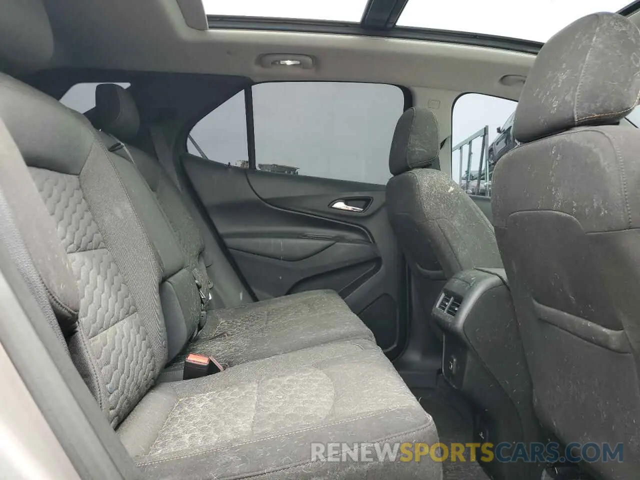 11 Photograph of a damaged car 3GNAXVEX7KS554092 CHEVROLET EQUINOX 2019