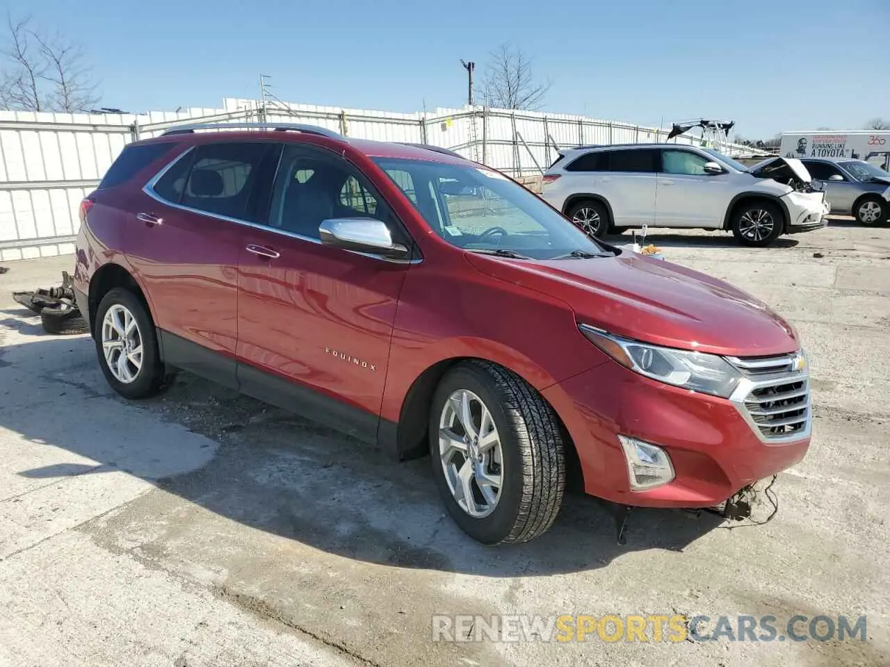 4 Photograph of a damaged car 3GNAXXEV4KS619149 CHEVROLET EQUINOX 2019