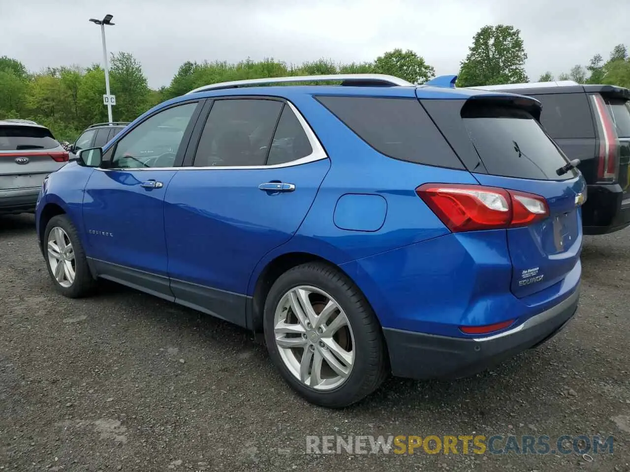 2 Photograph of a damaged car 3GNAXXEV8KS522763 CHEVROLET EQUINOX 2019