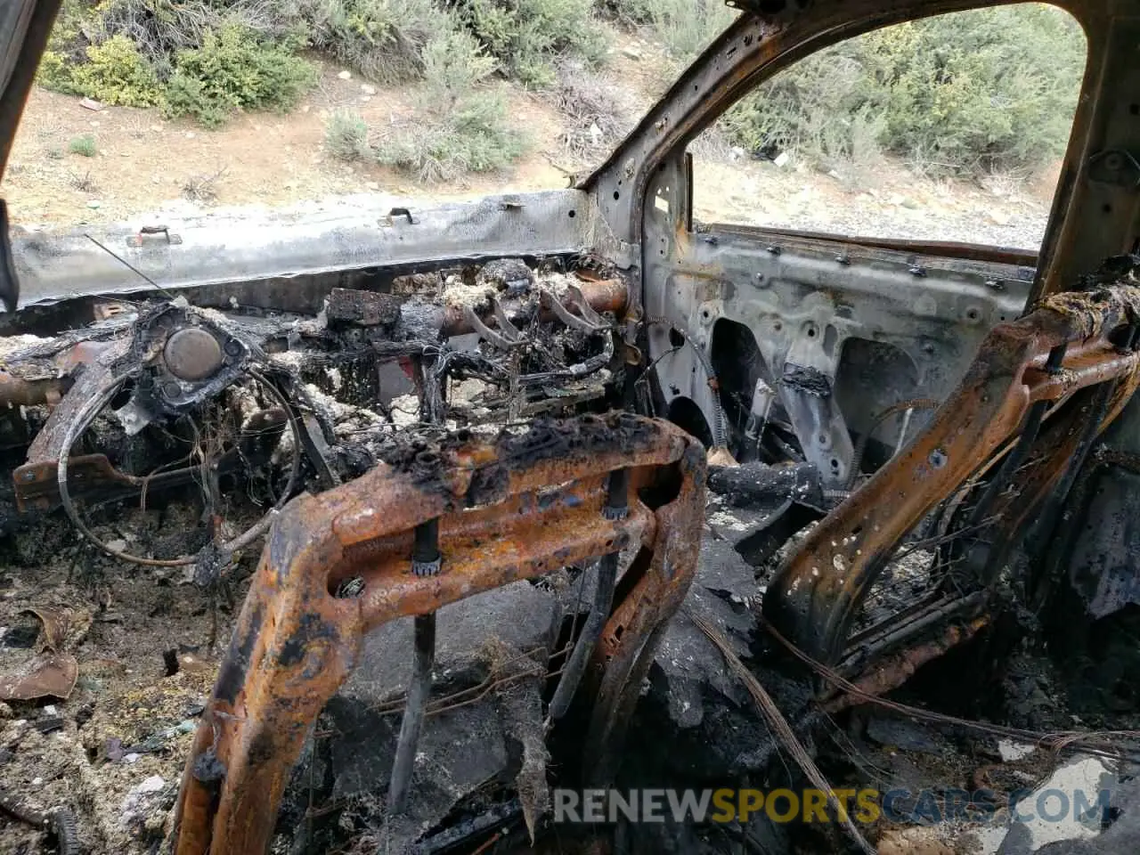 8 Photograph of a damaged car 3GNAXXEV9KL267664 CHEVROLET EQUINOX 2019