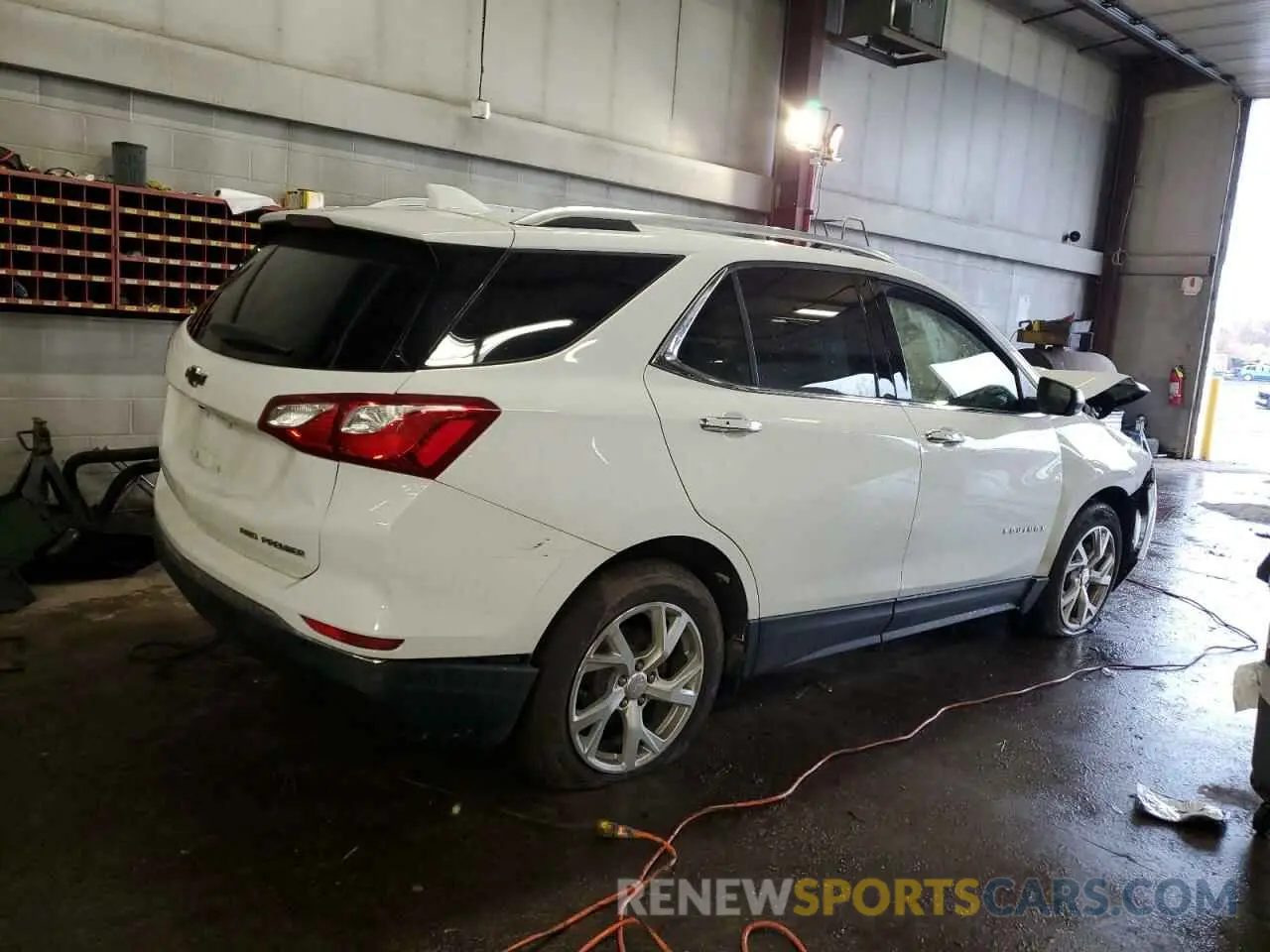 3 Photograph of a damaged car 3GNAXXEV9KS658609 CHEVROLET EQUINOX 2019