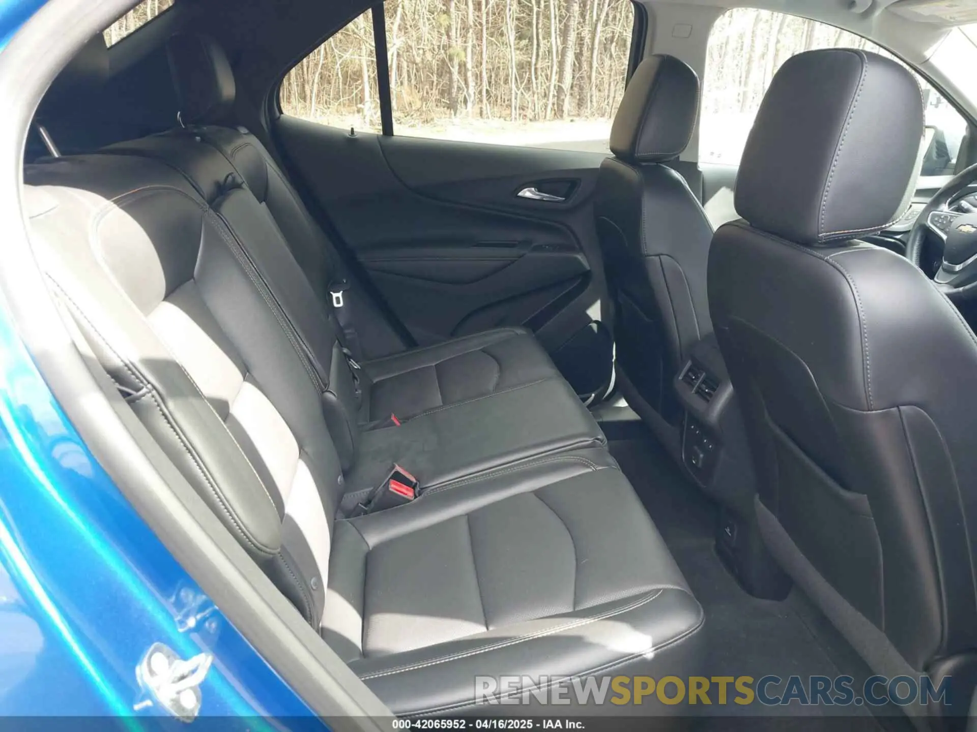 8 Photograph of a damaged car 3GNAXYEX1KS582293 CHEVROLET EQUINOX 2019