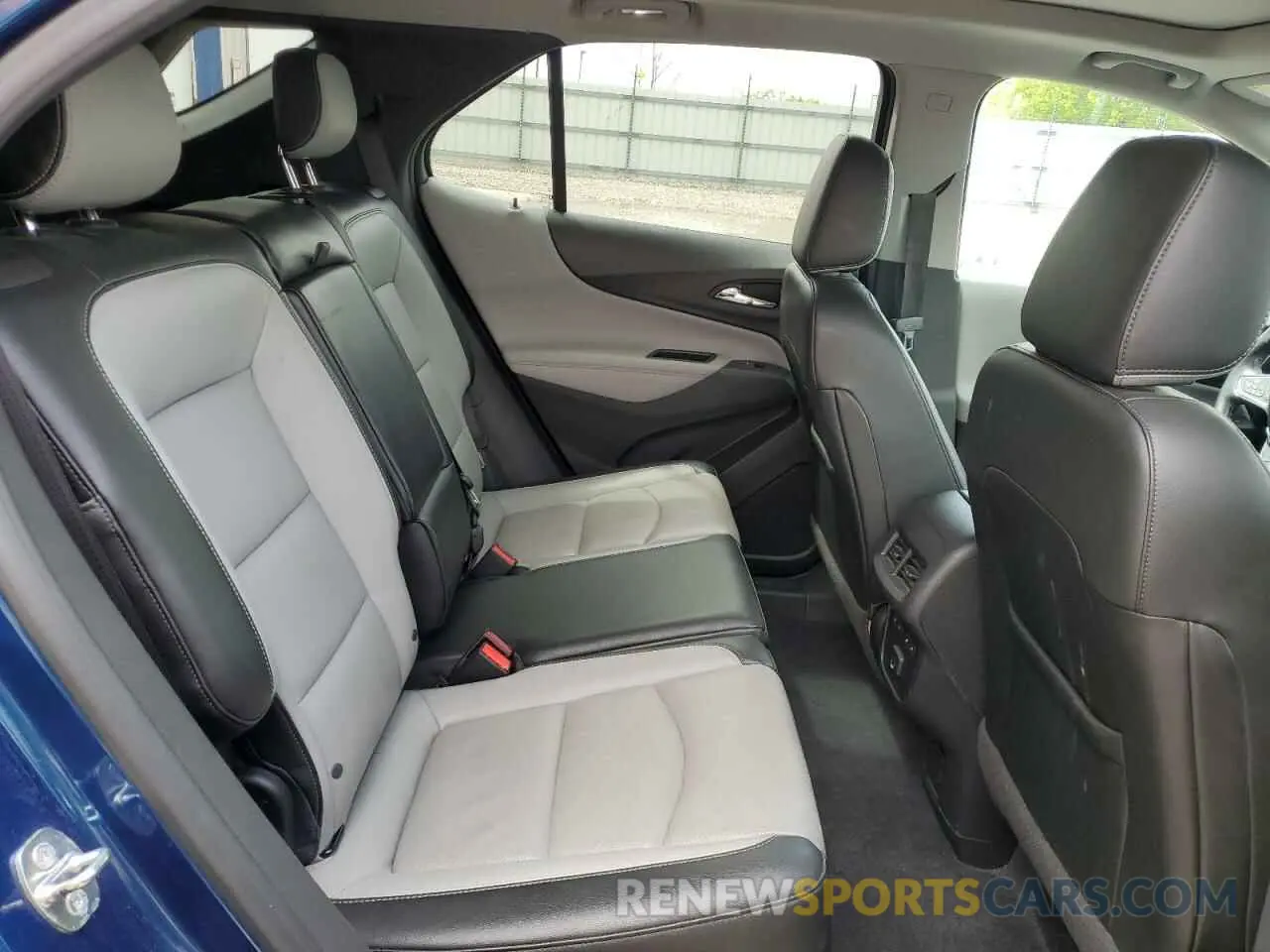 10 Photograph of a damaged car 3GNAXYEX2KL196766 CHEVROLET EQUINOX 2019