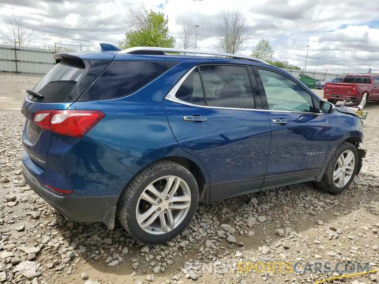 3 Photograph of a damaged car 3GNAXYEX2KL196766 CHEVROLET EQUINOX 2019