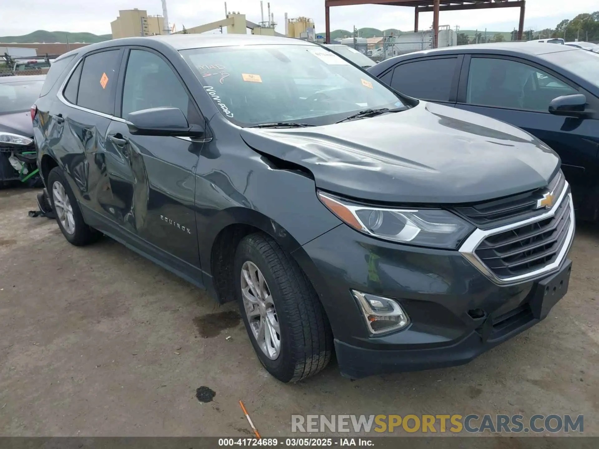 1 Photograph of a damaged car 3GNAXYEX3KS614290 CHEVROLET EQUINOX 2019