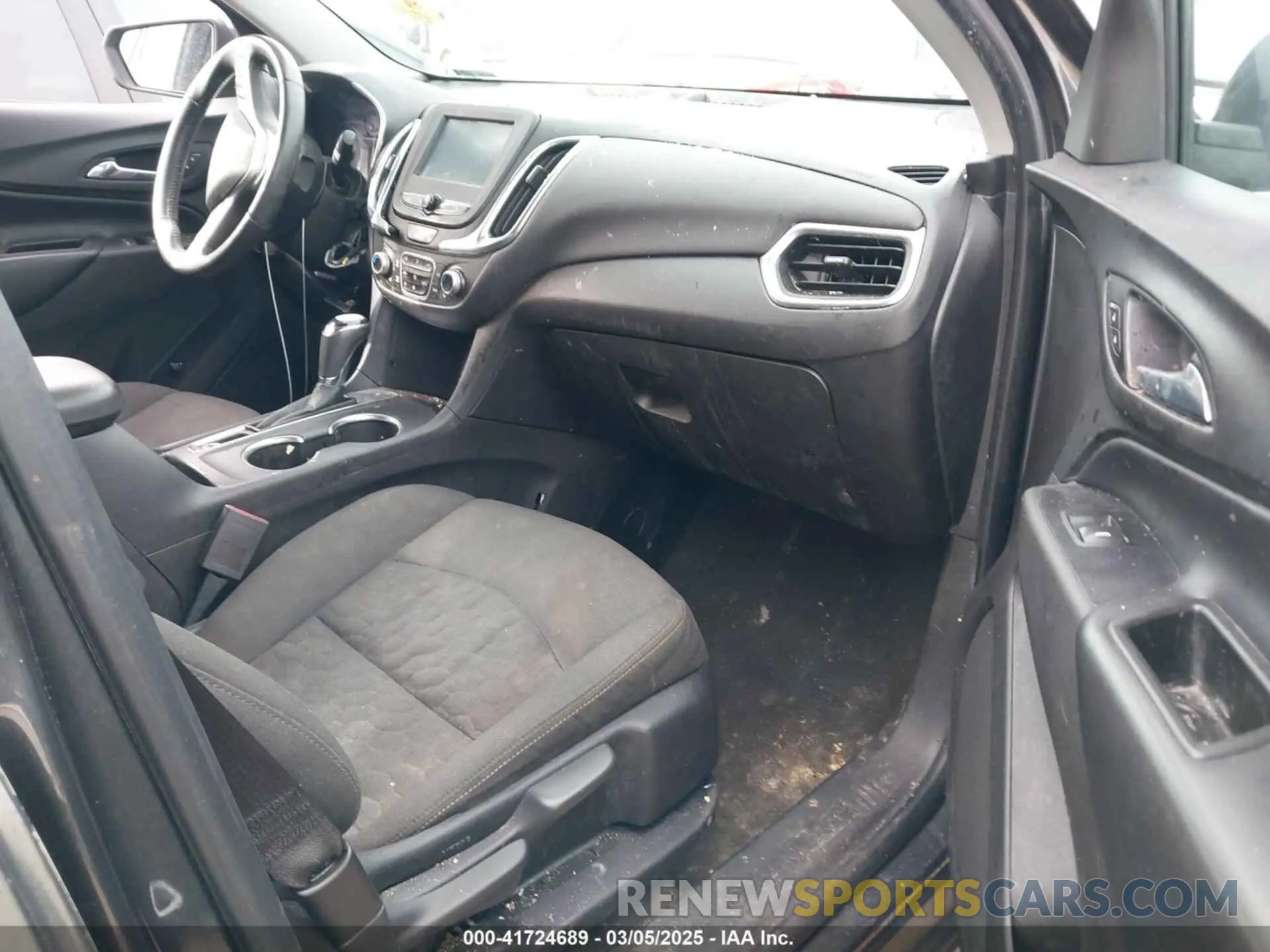 5 Photograph of a damaged car 3GNAXYEX3KS614290 CHEVROLET EQUINOX 2019