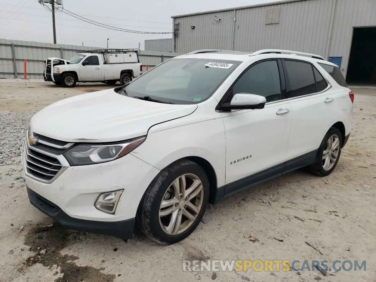 1 Photograph of a damaged car 3GNAXYEX5KS652877 CHEVROLET EQUINOX 2019