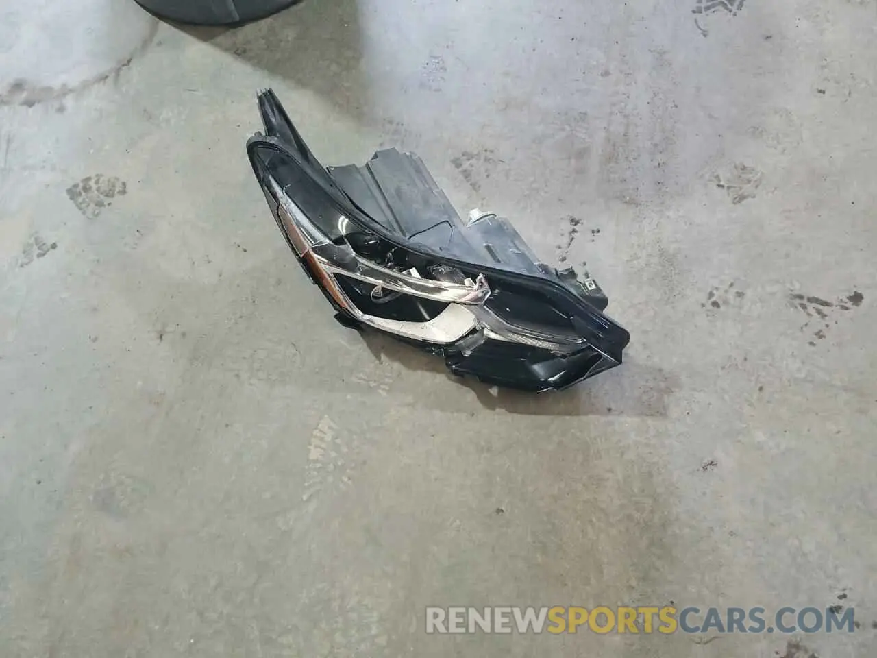 13 Photograph of a damaged car 3GNAXYEX8KS653067 CHEVROLET EQUINOX 2019