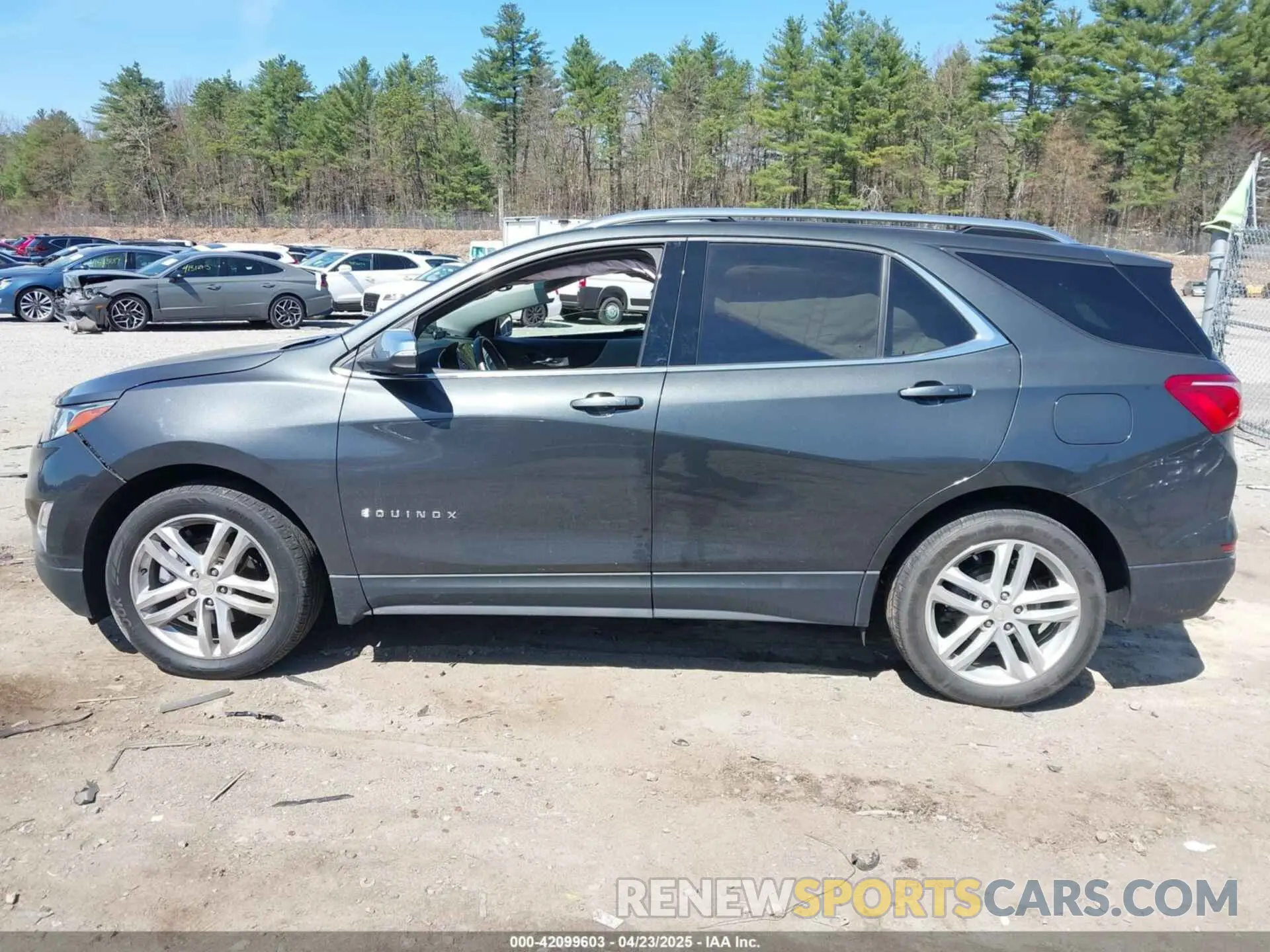 15 Photograph of a damaged car 3GNAXYEX8KS658334 CHEVROLET EQUINOX 2019