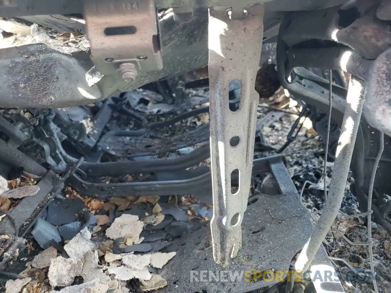 11 Photograph of a damaged car 3GNAXYEX8KS671570 CHEVROLET EQUINOX 2019