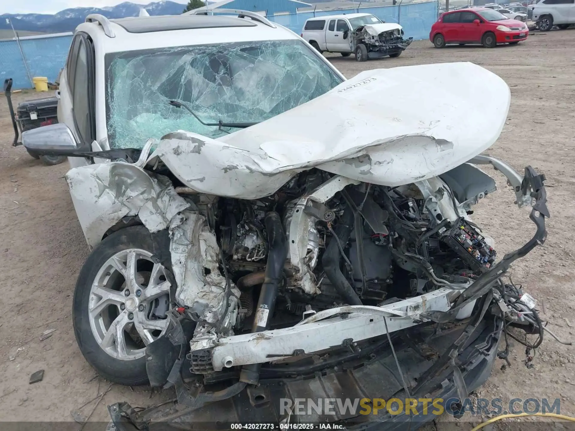 6 Photograph of a damaged car 3GNAXZEUXKS598469 CHEVROLET EQUINOX 2019