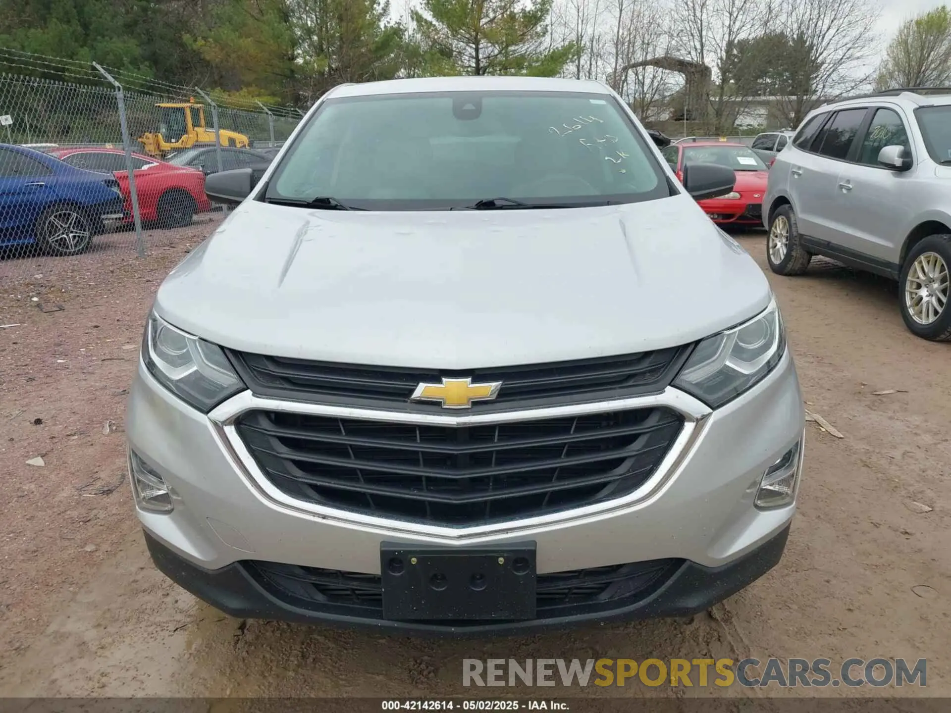 12 Photograph of a damaged car 2GNAX5EV2L6232295 CHEVROLET EQUINOX 2020