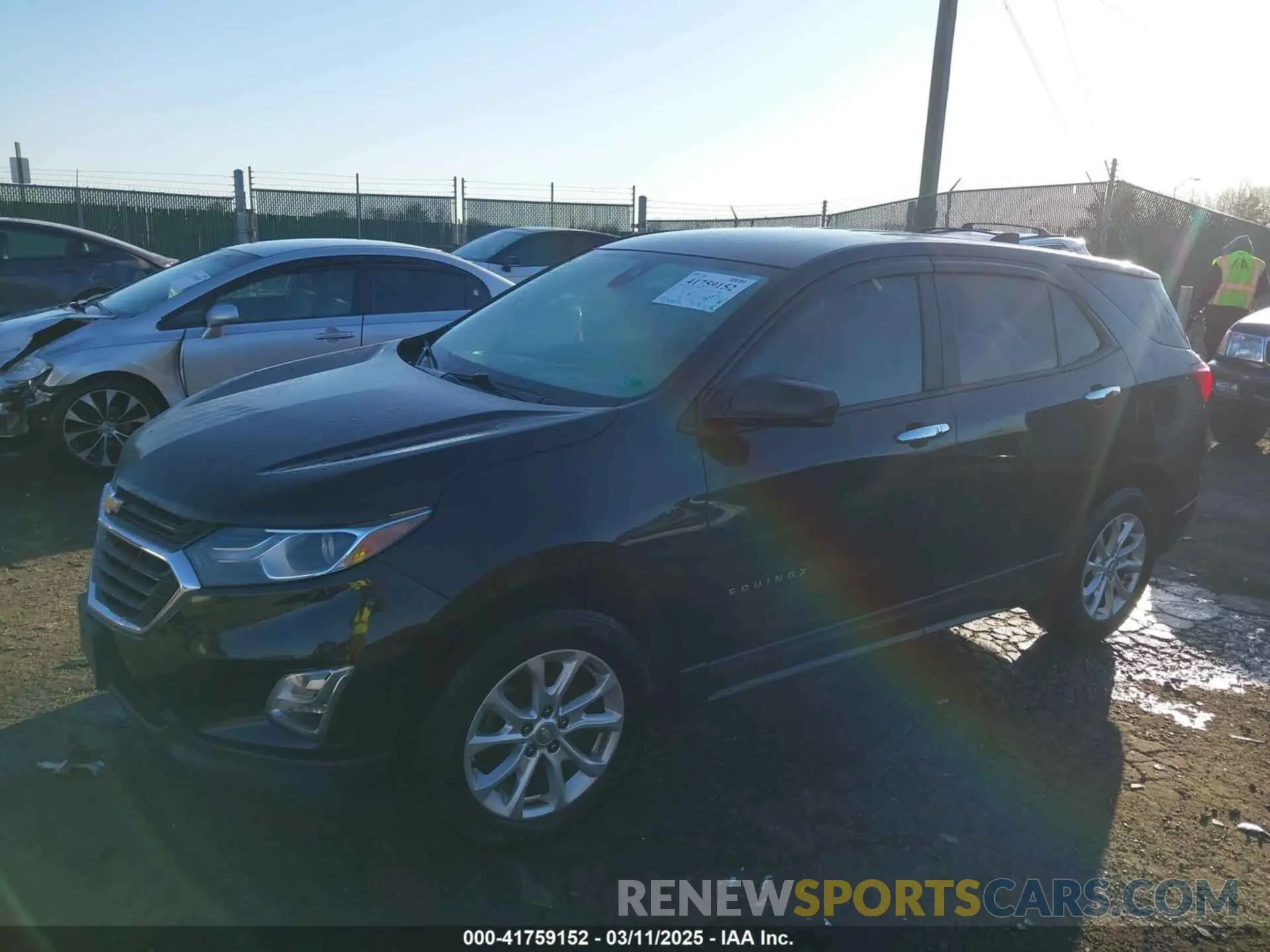 2 Photograph of a damaged car 2GNAX5EV5L6106934 CHEVROLET EQUINOX 2020