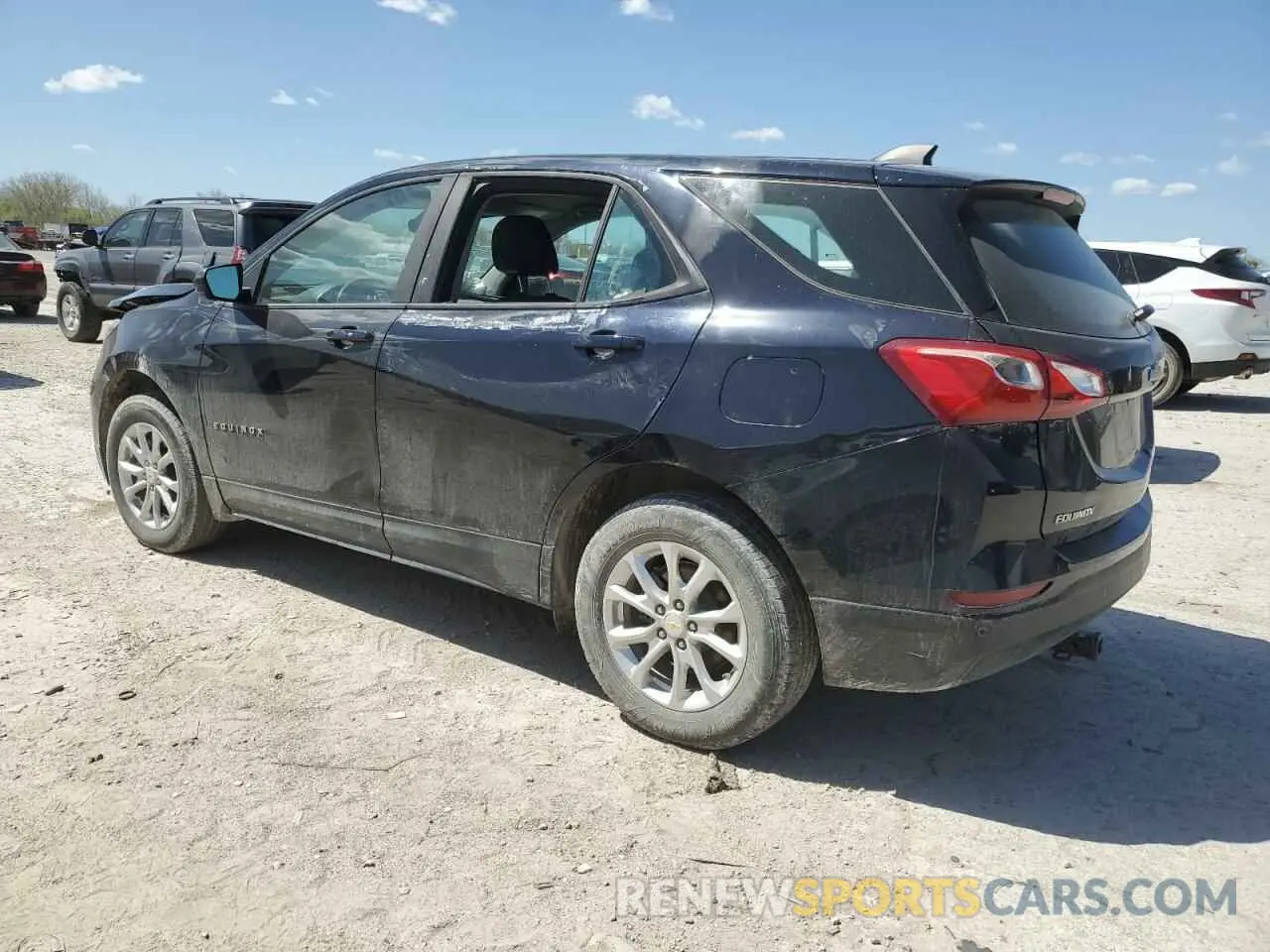 2 Photograph of a damaged car 2GNAX5EV6L6209246 CHEVROLET EQUINOX 2020