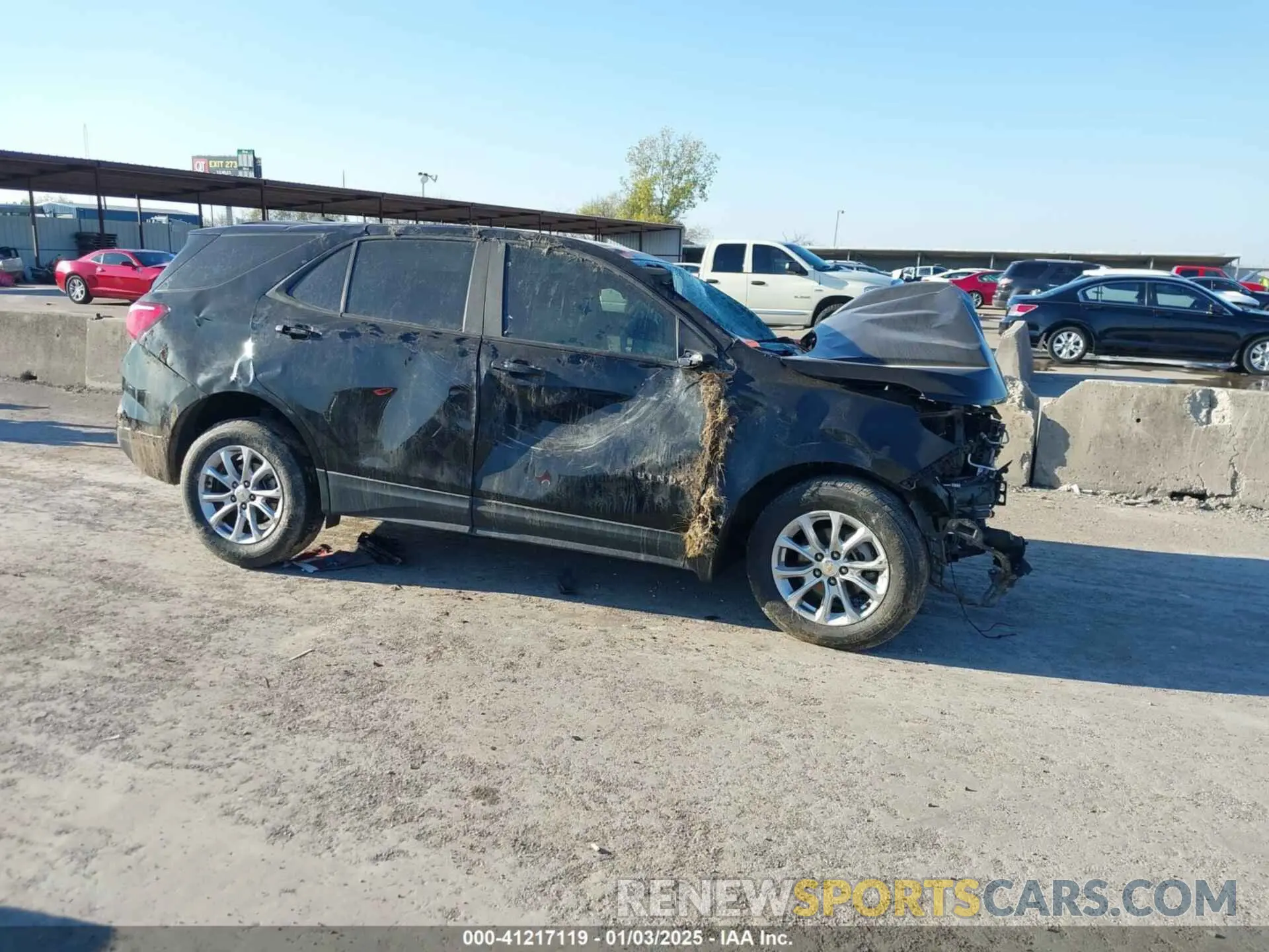 13 Photograph of a damaged car 2GNAX5EV9L6143114 CHEVROLET EQUINOX 2020