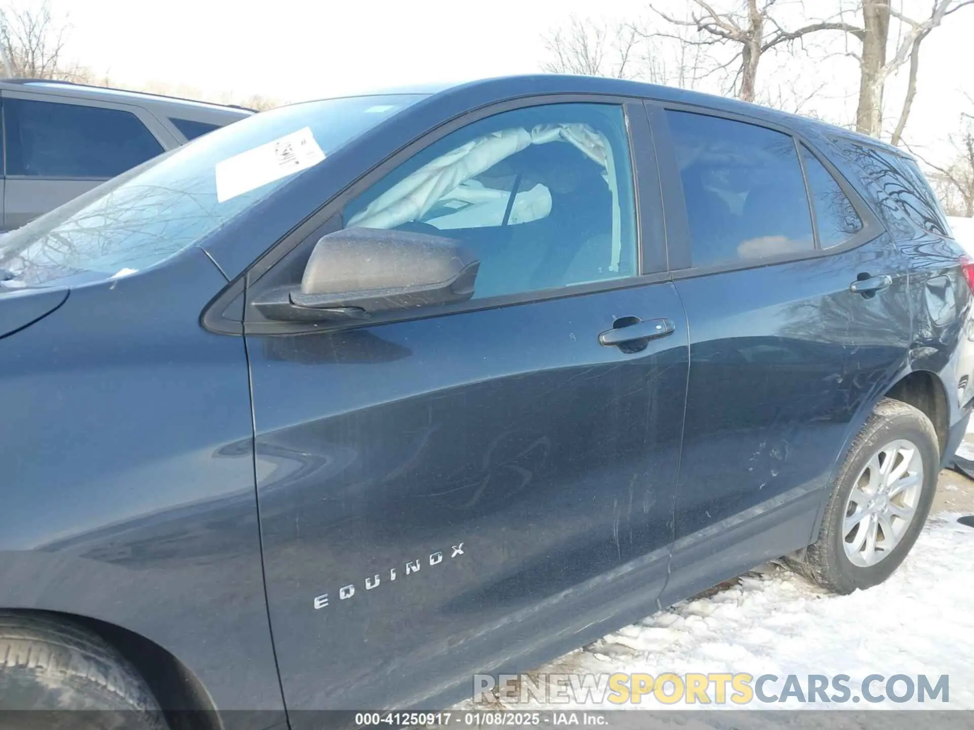 15 Photograph of a damaged car 2GNAX5EVXL6246753 CHEVROLET EQUINOX 2020