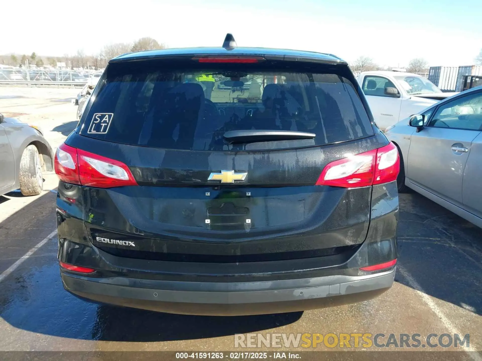 16 Photograph of a damaged car 2GNAXFEV0L6230129 CHEVROLET EQUINOX 2020