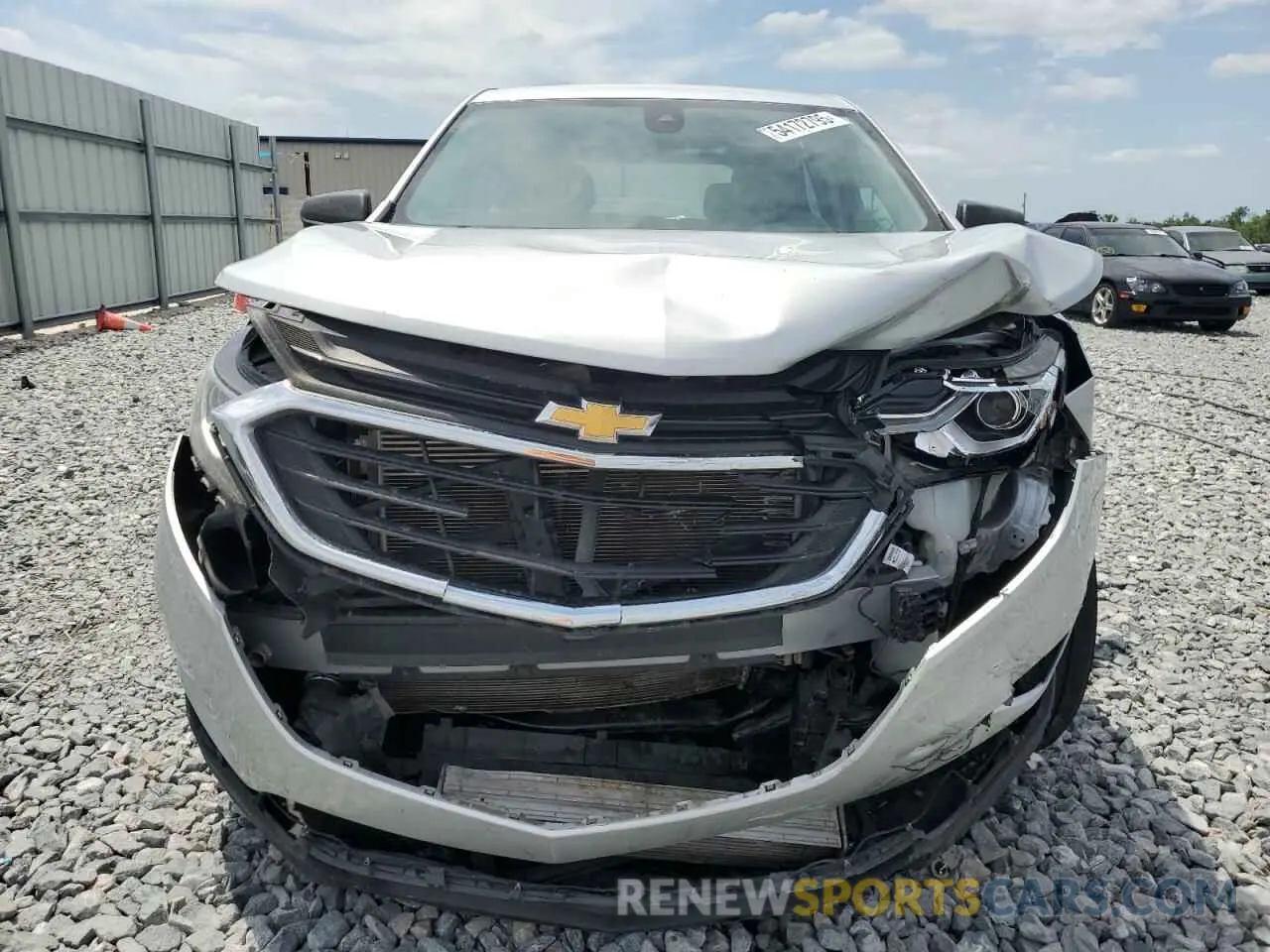 5 Photograph of a damaged car 2GNAXFEV4L6216332 CHEVROLET EQUINOX 2020