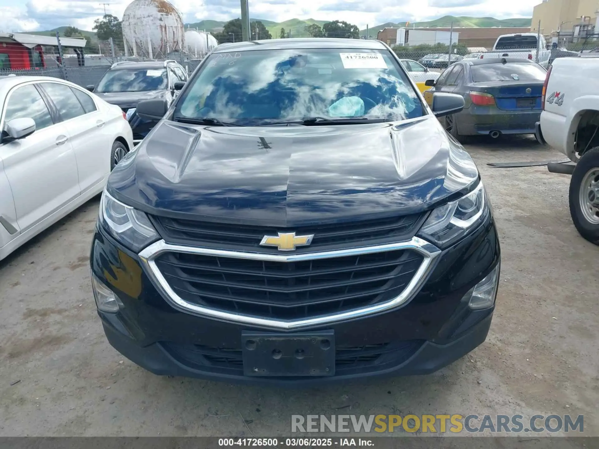 13 Photograph of a damaged car 2GNAXFEV6L6262079 CHEVROLET EQUINOX 2020