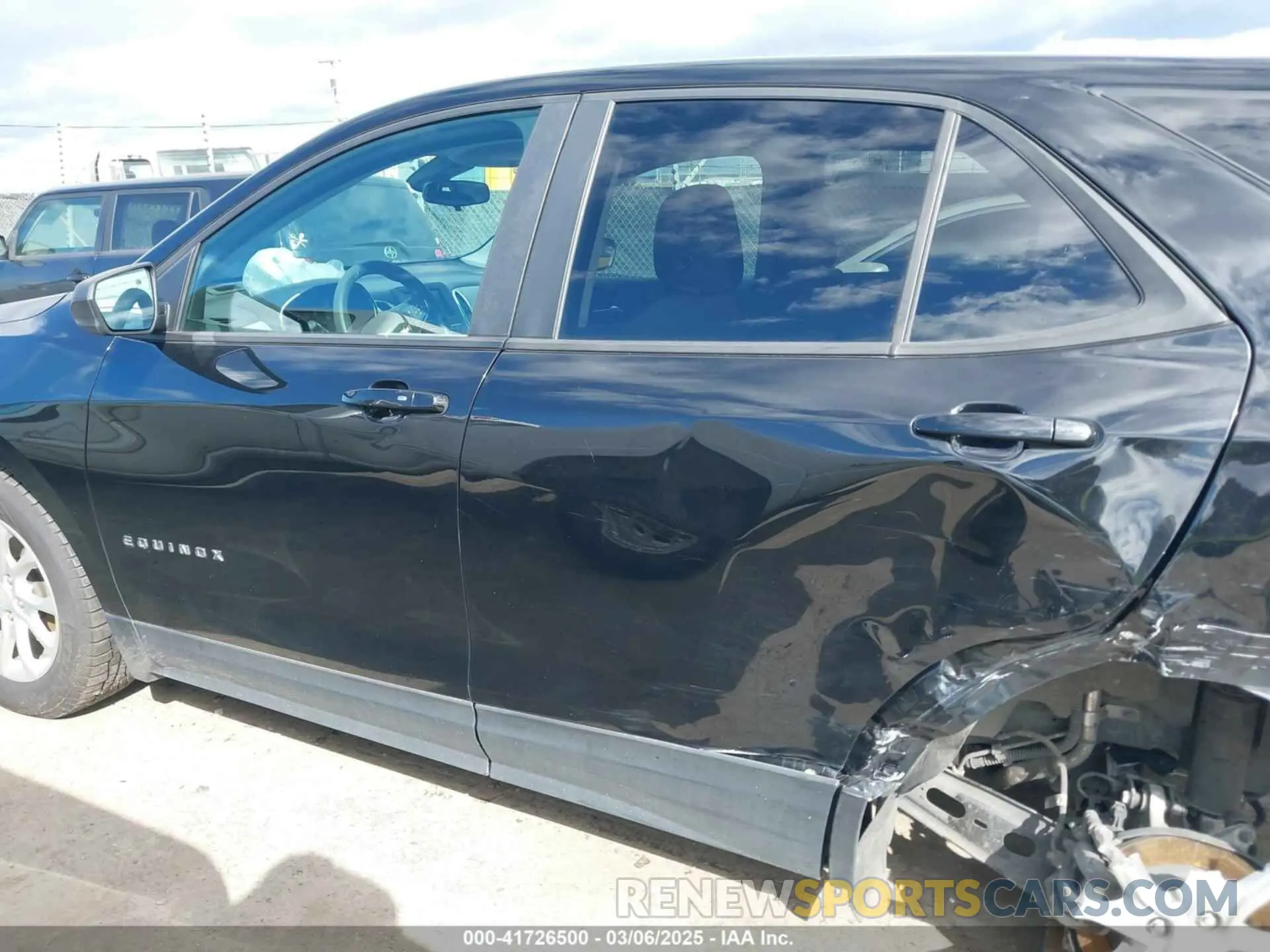 15 Photograph of a damaged car 2GNAXFEV6L6262079 CHEVROLET EQUINOX 2020