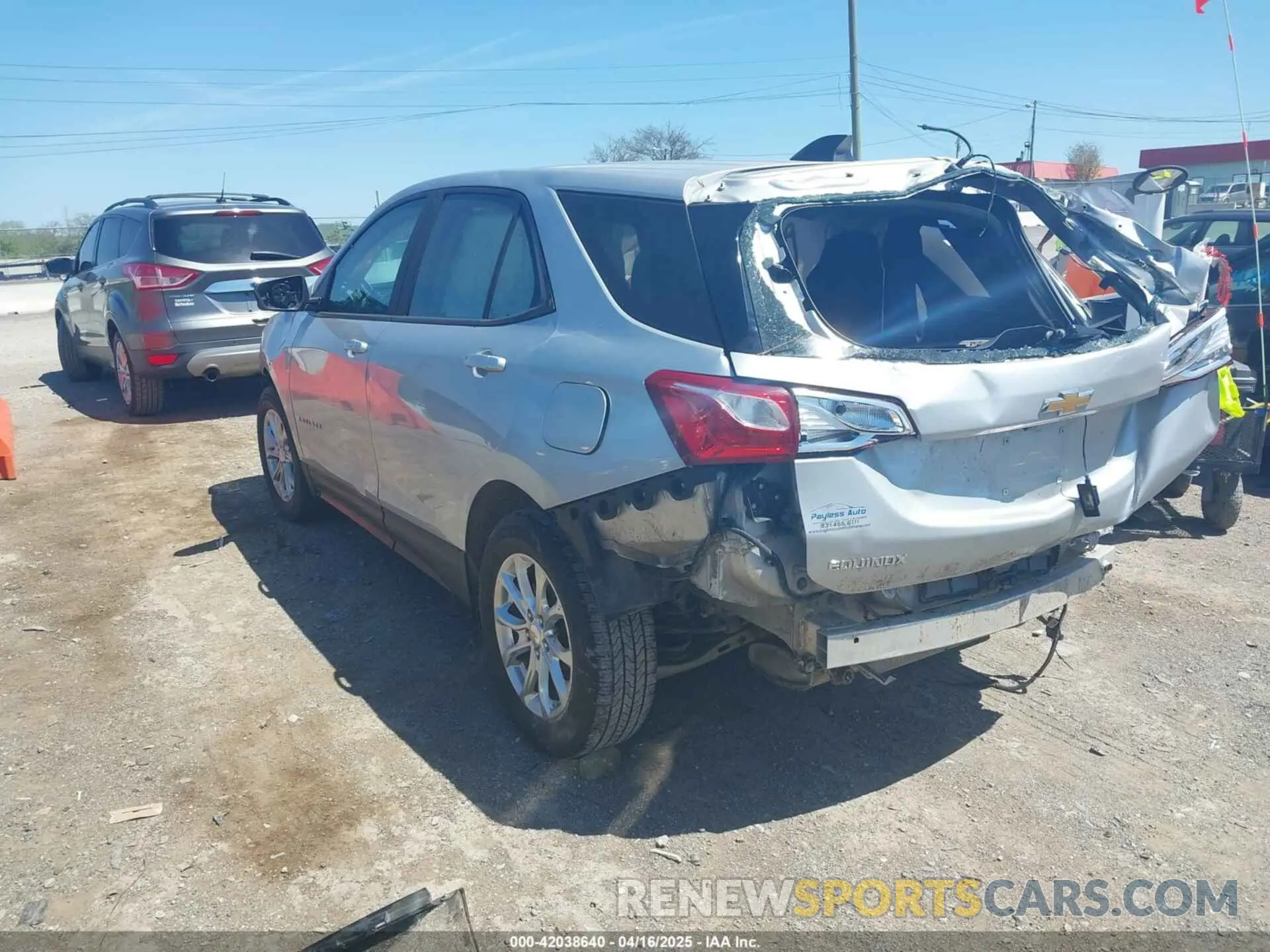 3 Photograph of a damaged car 2GNAXFEV9L6182260 CHEVROLET EQUINOX 2020