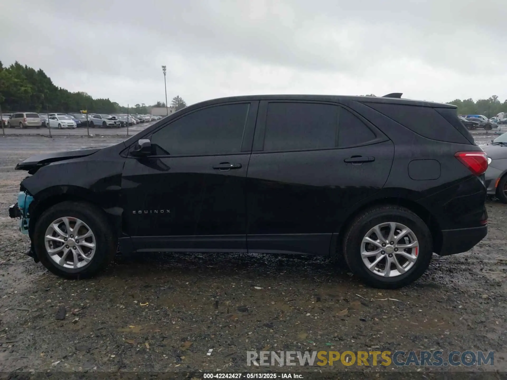 14 Photograph of a damaged car 2GNAXFEVXL6167010 CHEVROLET EQUINOX 2020