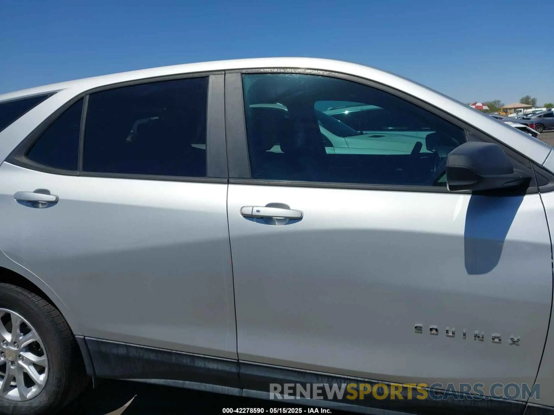 14 Photograph of a damaged car 2GNAXHEV0L6126395 CHEVROLET EQUINOX 2020